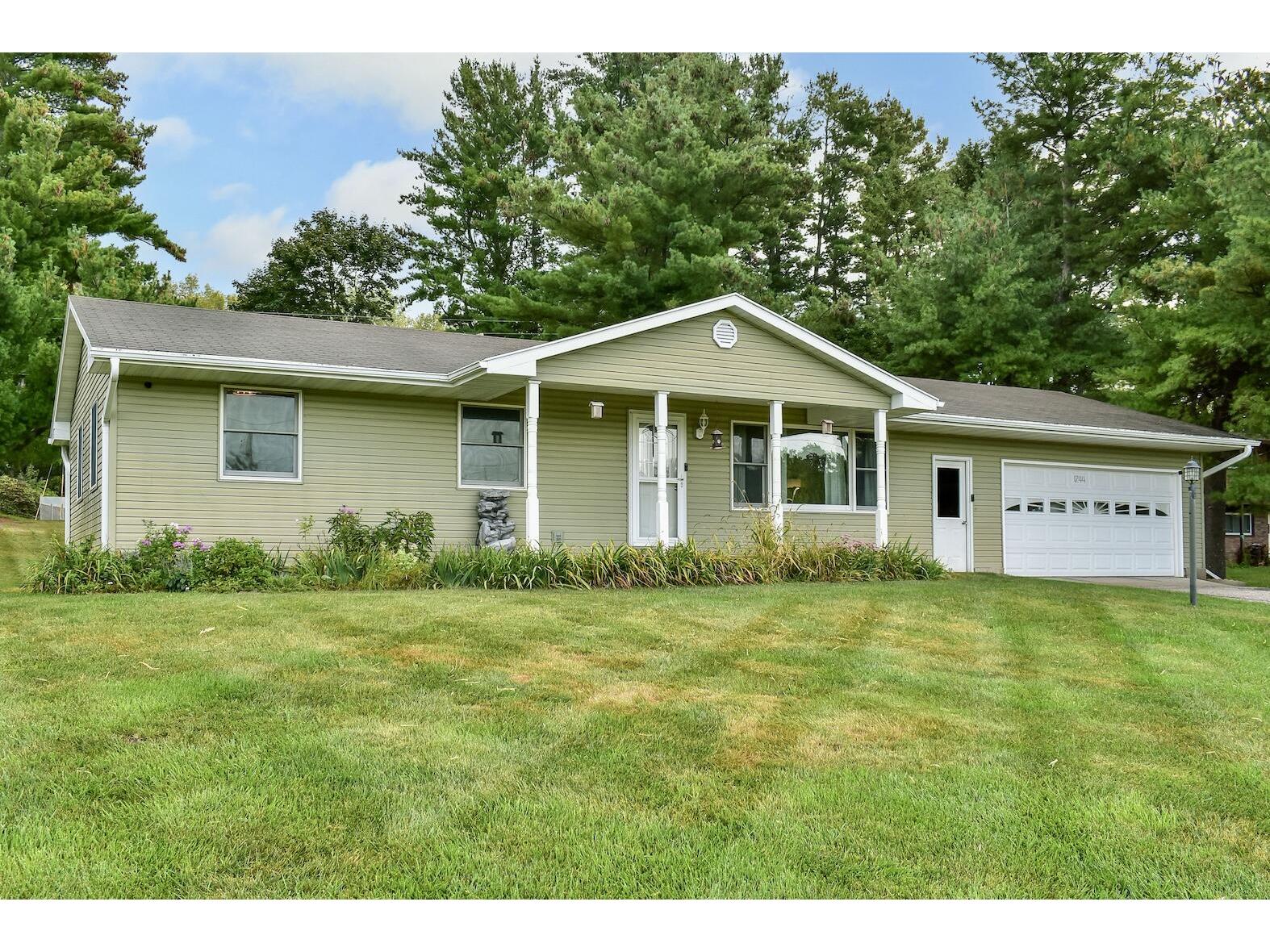 1244 Fountain Fountain City WI 54629 1935388 image1