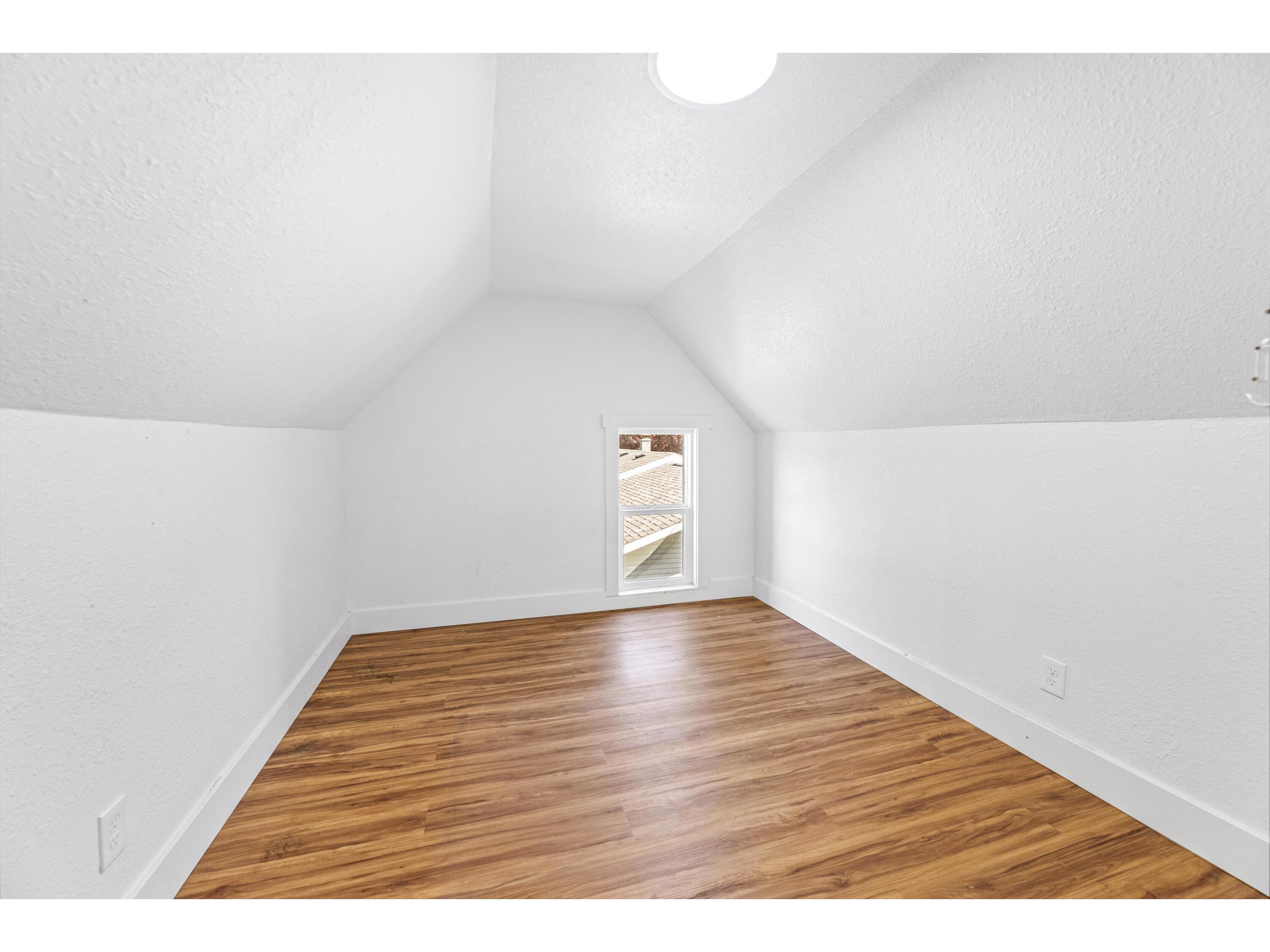 1245 County Road Ph Onalaska WI 54650 1961714 image21