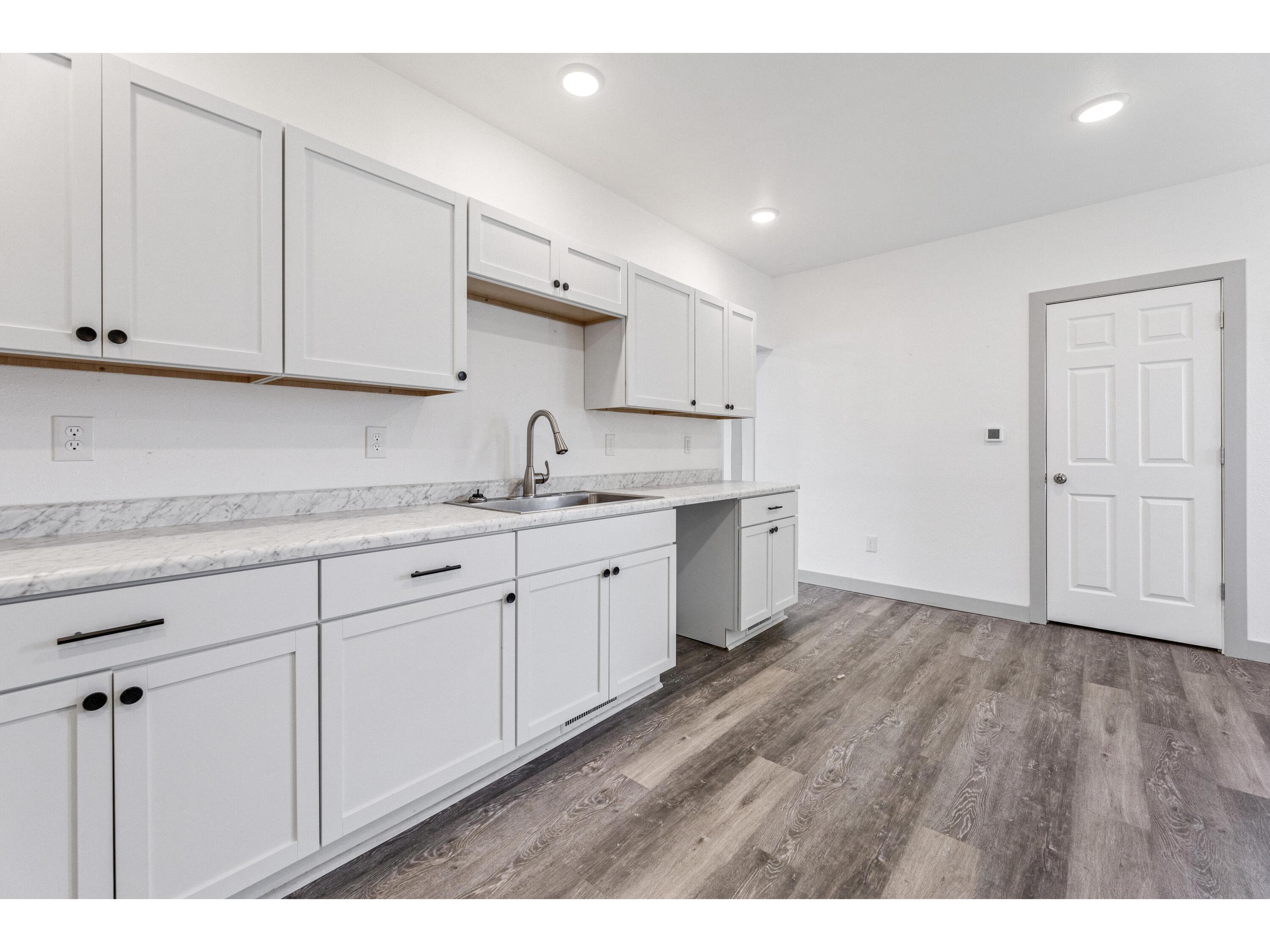 1245 County Road Ph Onalaska WI 54650 1961714 image3