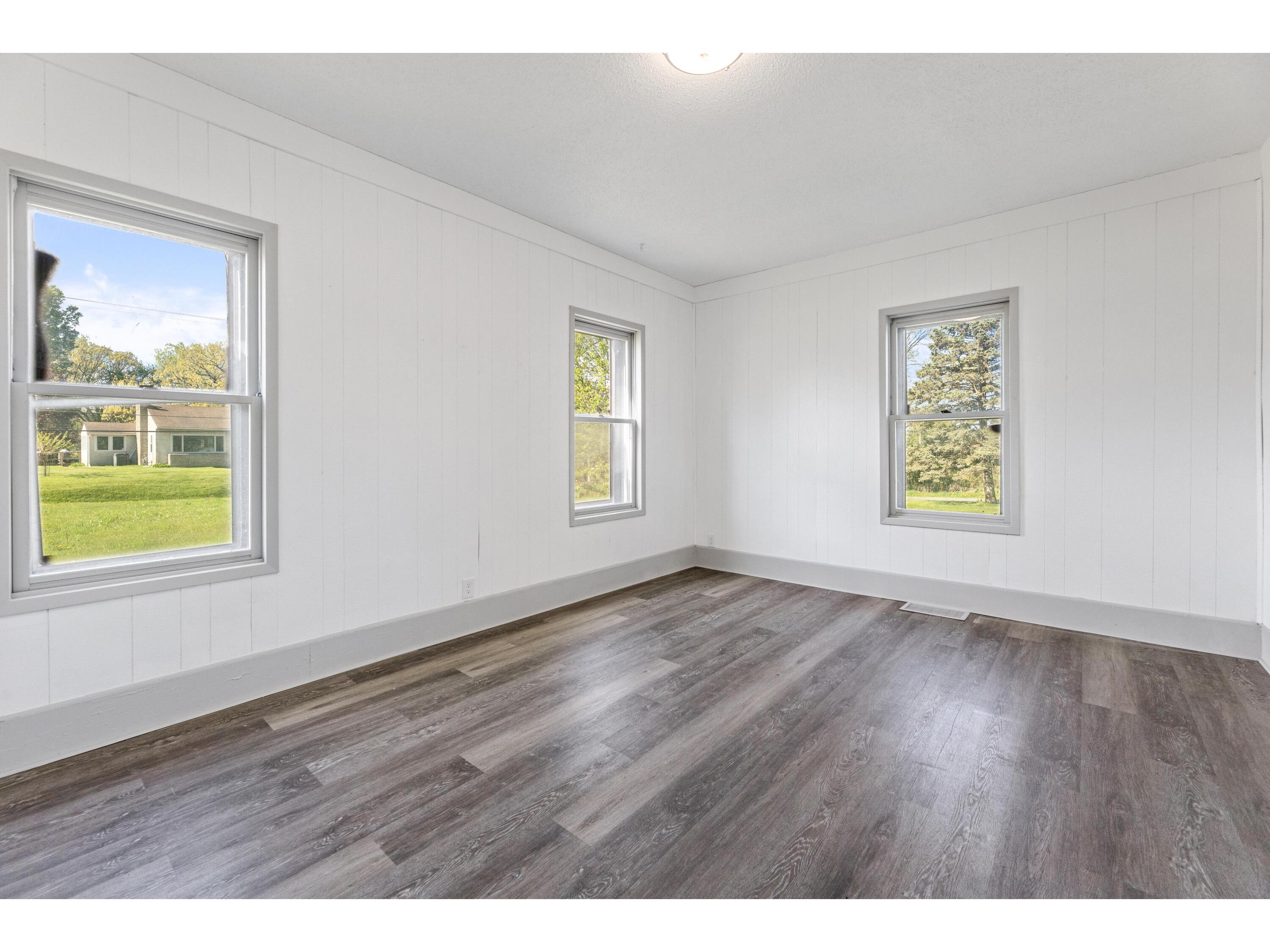 1245 County Road Ph Onalaska WI 54650 1961714 image9