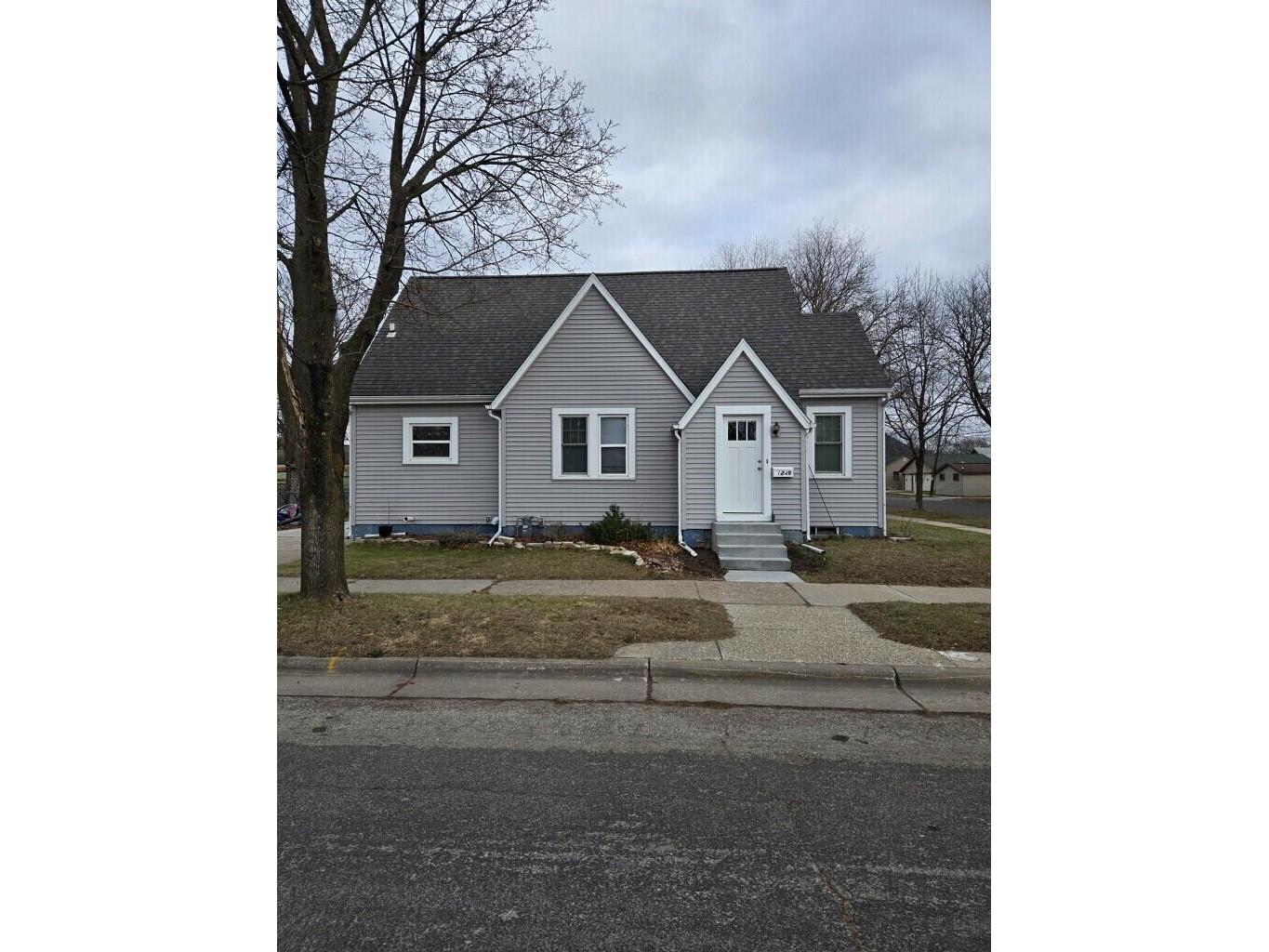 1249 20th La Crosse WI 54601 1902458 image1