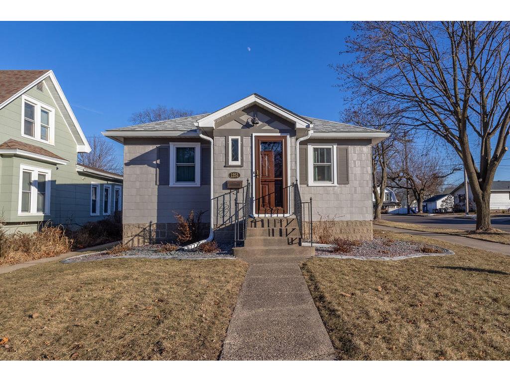 1251 East La Crosse WI 54601 1903621 image1