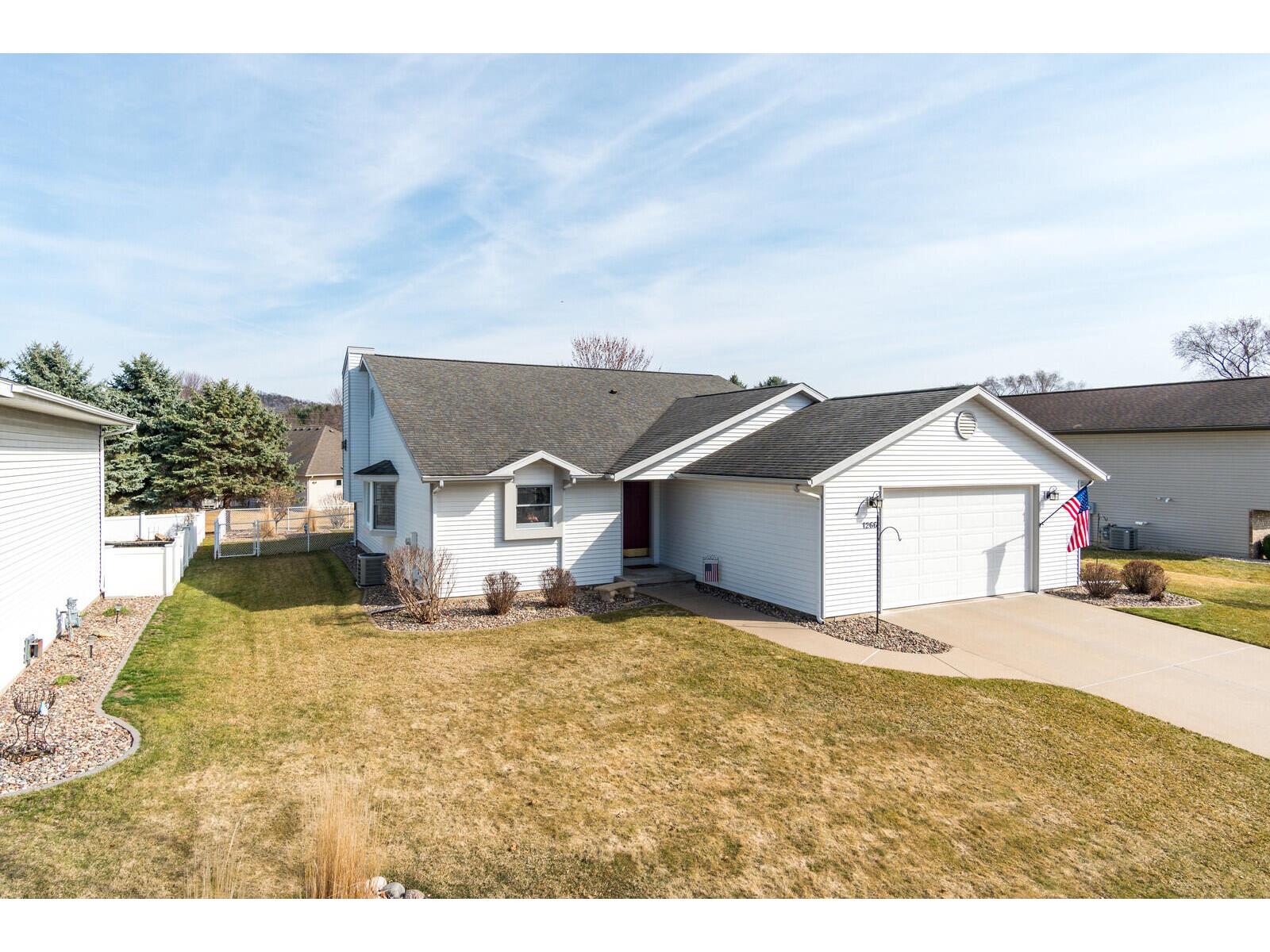 1266 Red Cedar, Onalaska, WI, 54650 MLS 1867721 Edina Realty