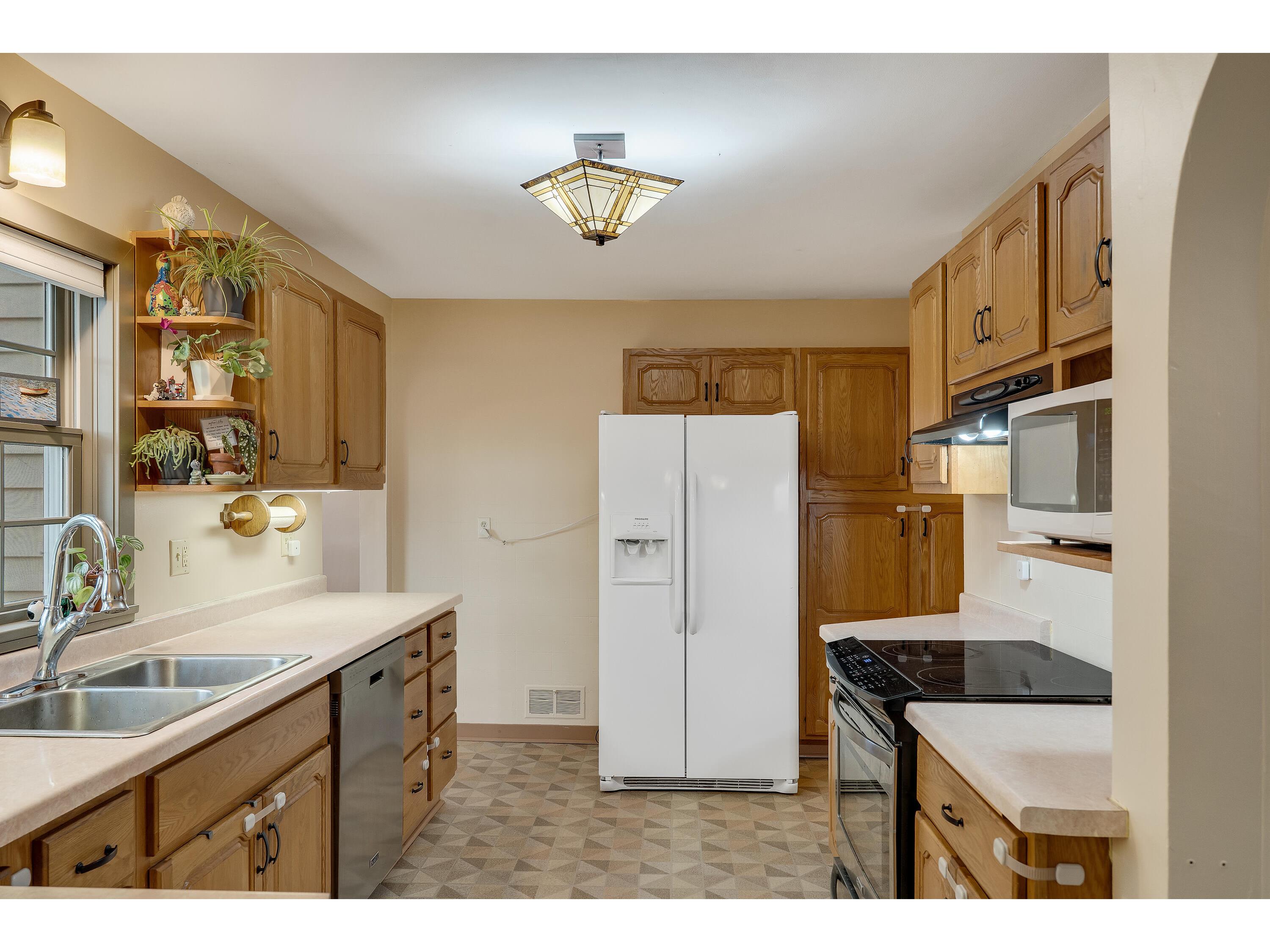 127 E Broadway Blair WI 54616 1941952 image33