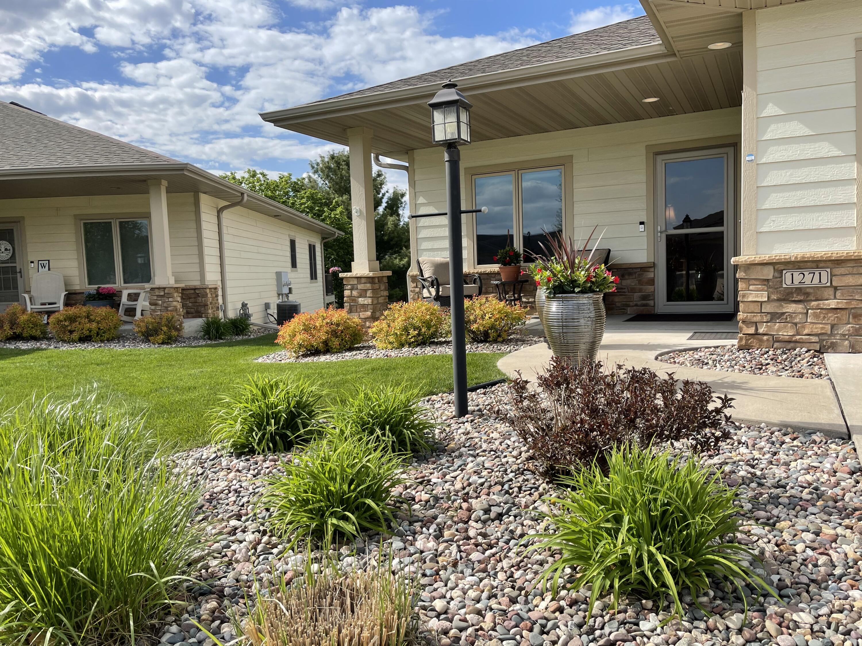 1271 BENTGRASS CT, Onalaska, WI, 54650 MLS 1740699 Edina Realty