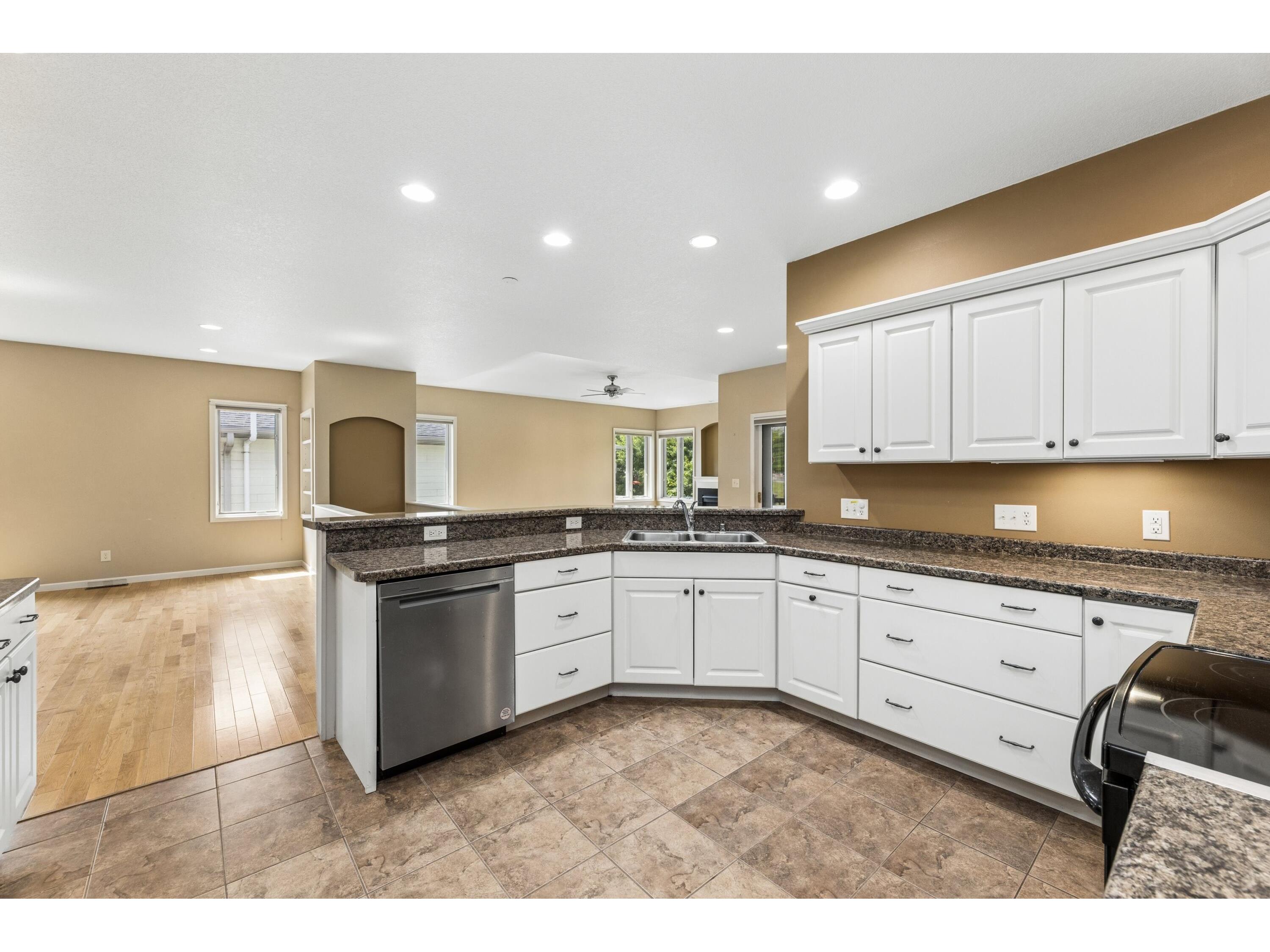 1281 Bentgrass Onalaska WI 54650 1966545 image6