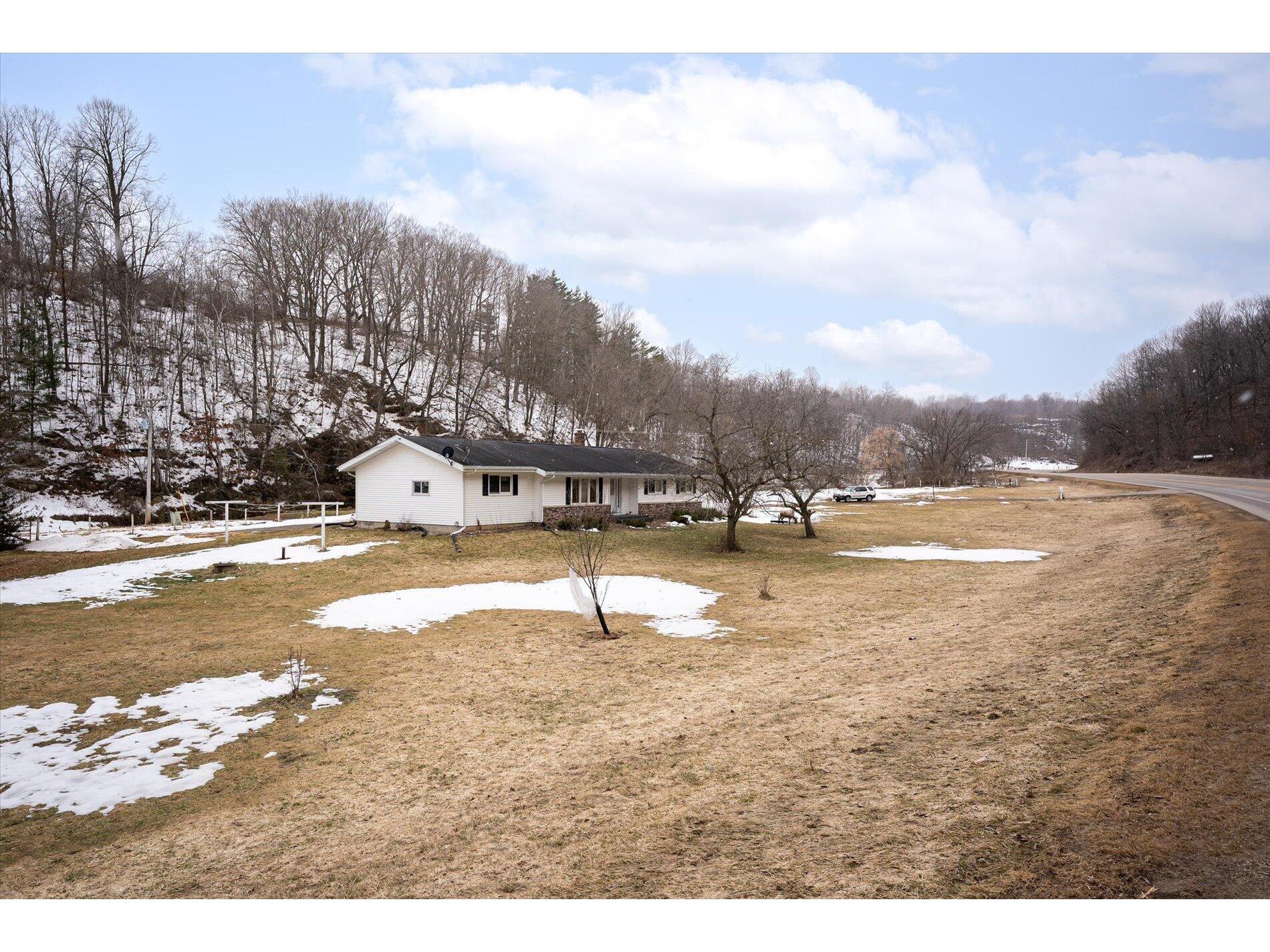 12817 State Highway 33, Jefferson, WI, 54619 MLS 1825449 Edina Realty