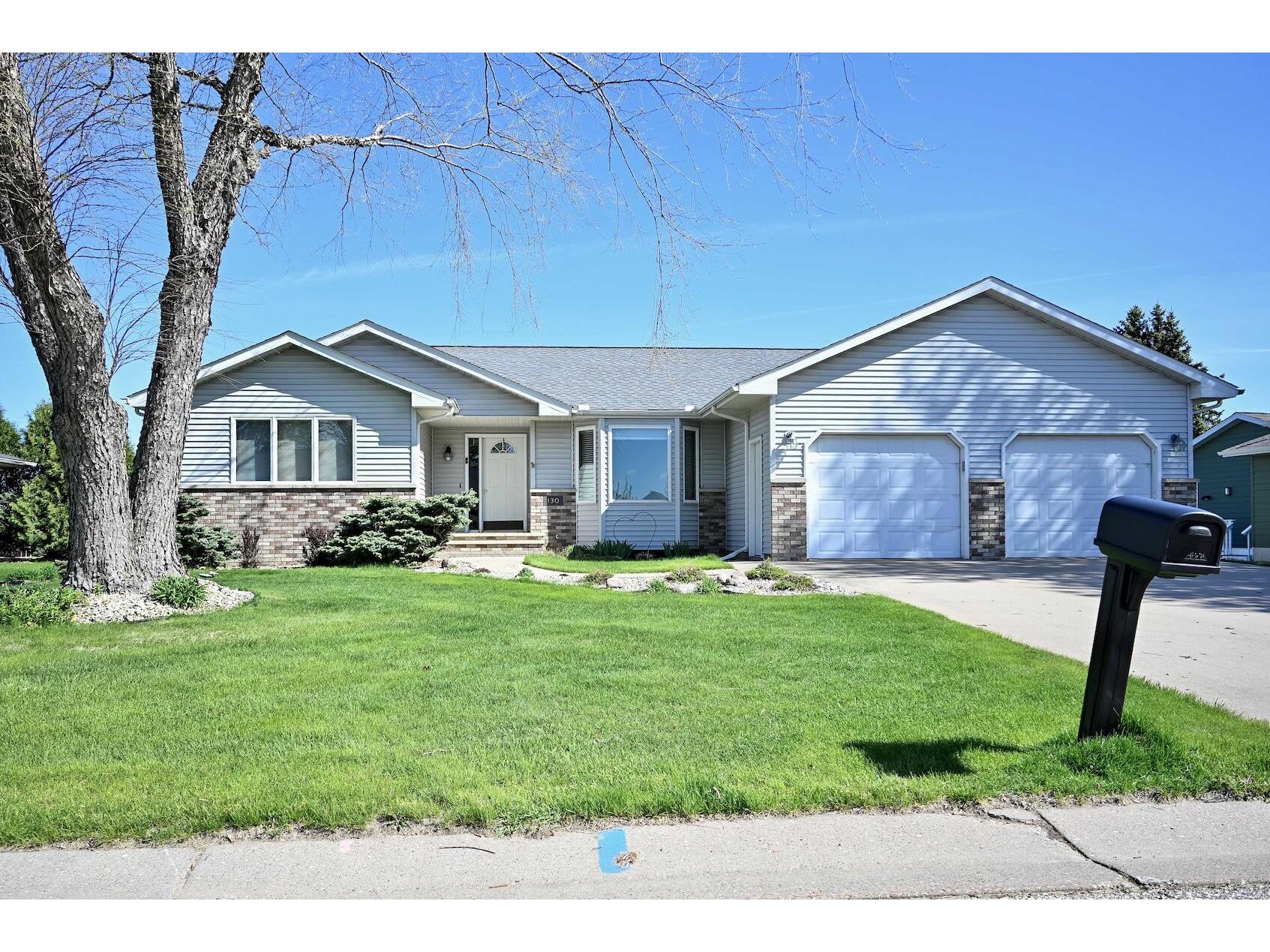 130 Benson Lewiston MN 55952 1960566 image1
