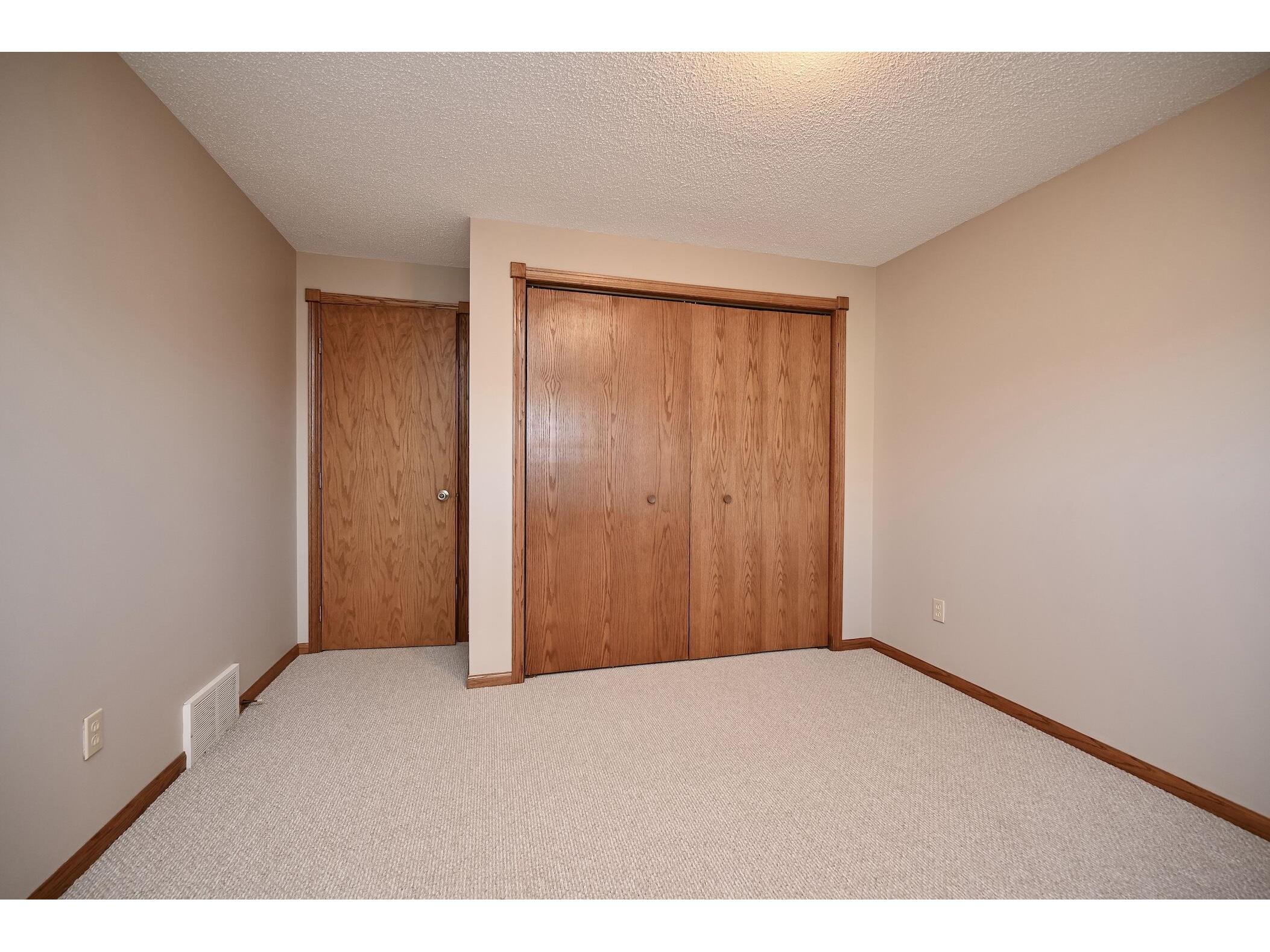 130 Benson Lewiston MN 55952 1960566 image30