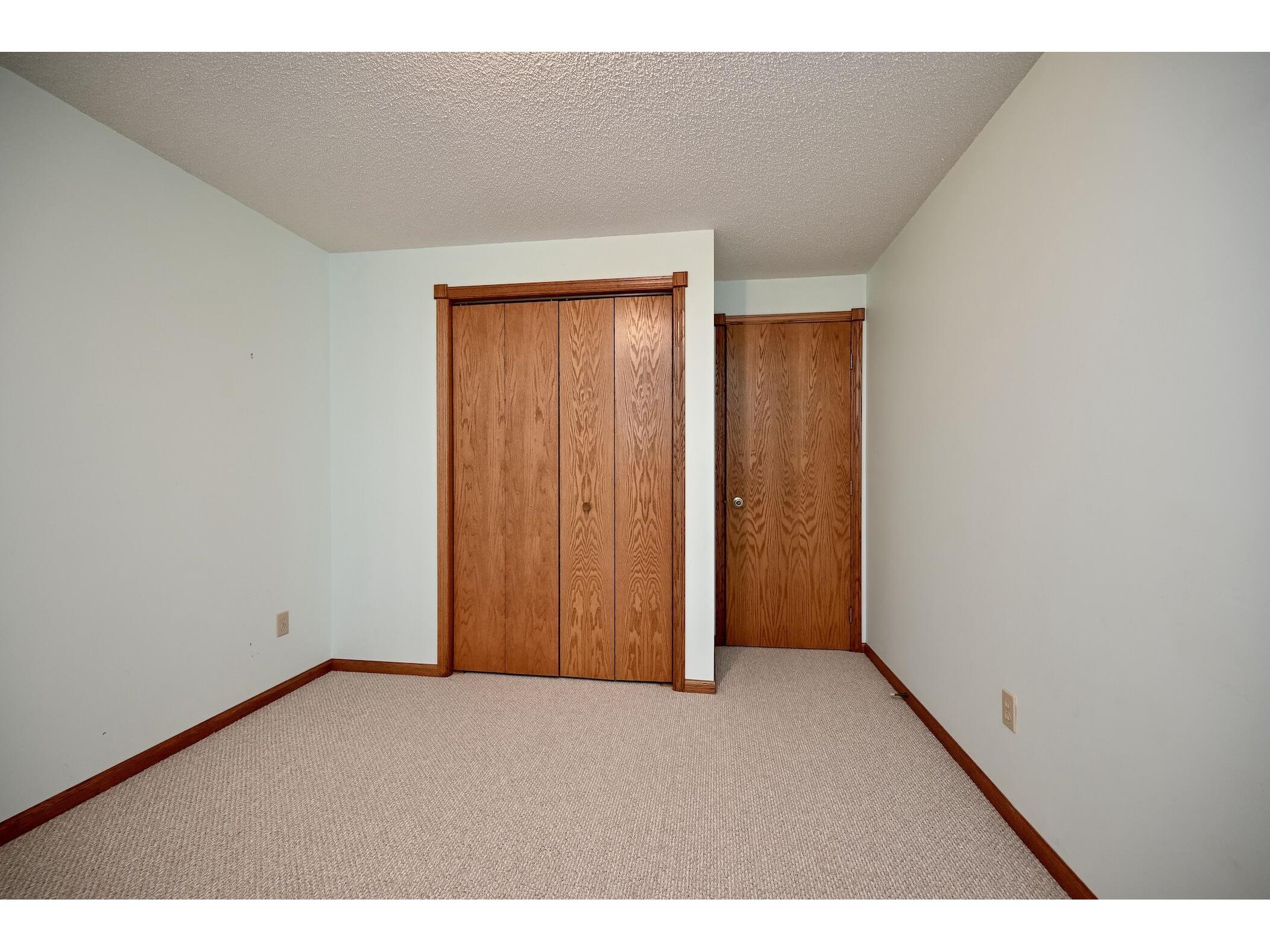 130 Benson Lewiston MN 55952 1960566 image32