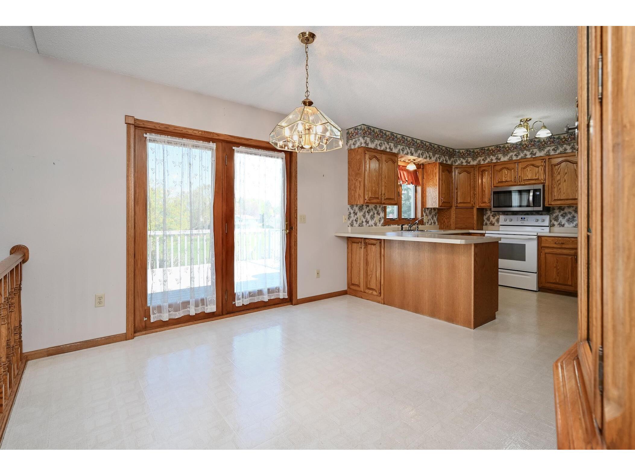 130 Benson Lewiston MN 55952 1960566 image7