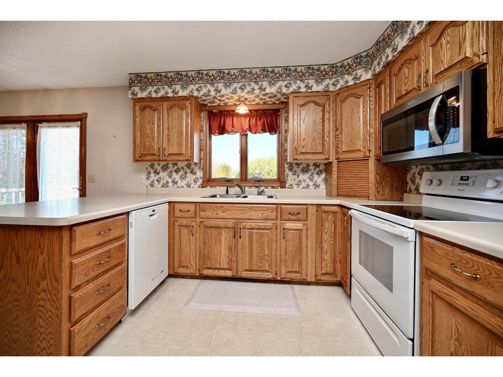 130 Benson Lewiston MN 55952 1960566 image9