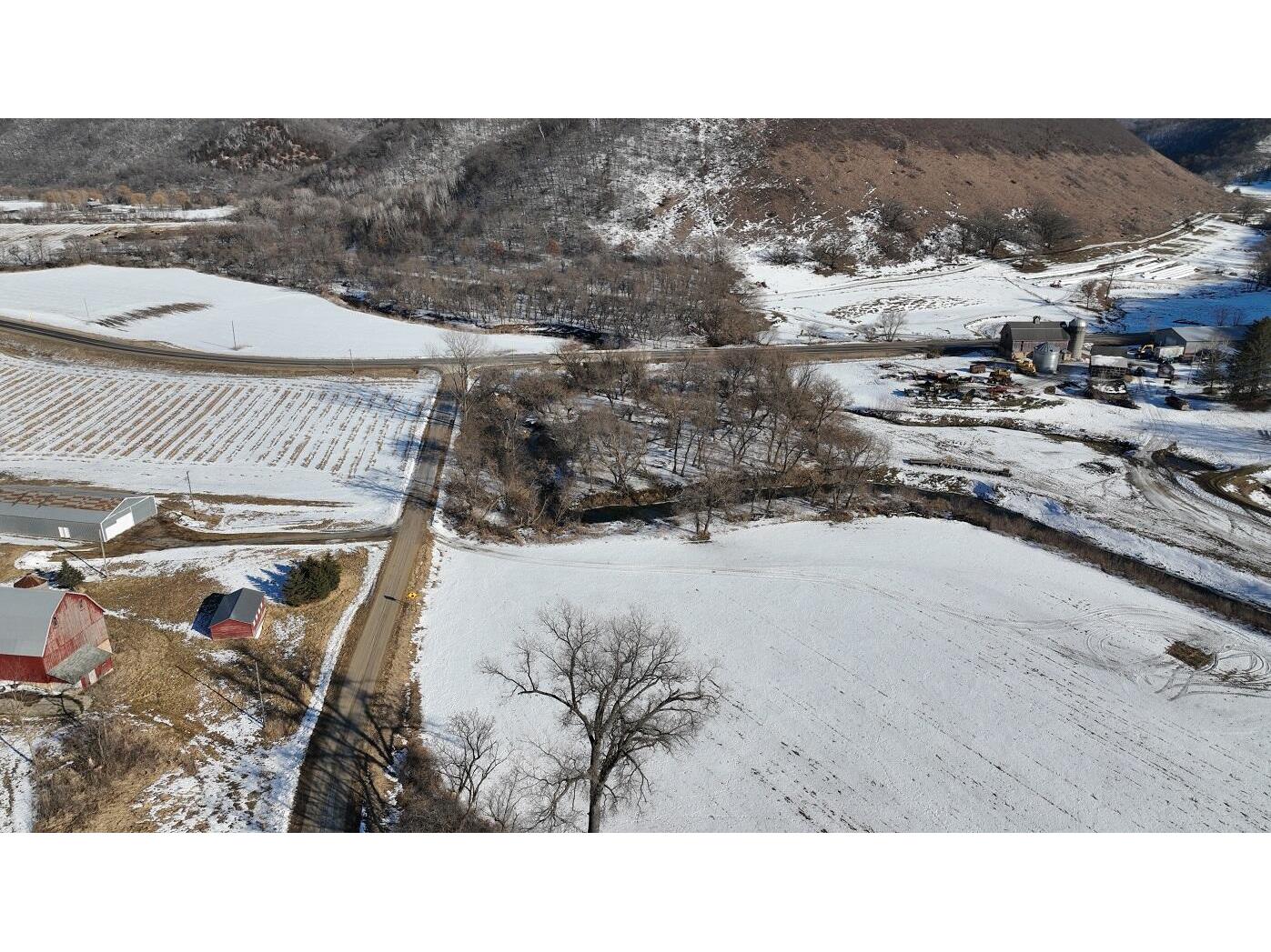 13002 Rooster Valley Spring Grove MN 55974 1824534 image1