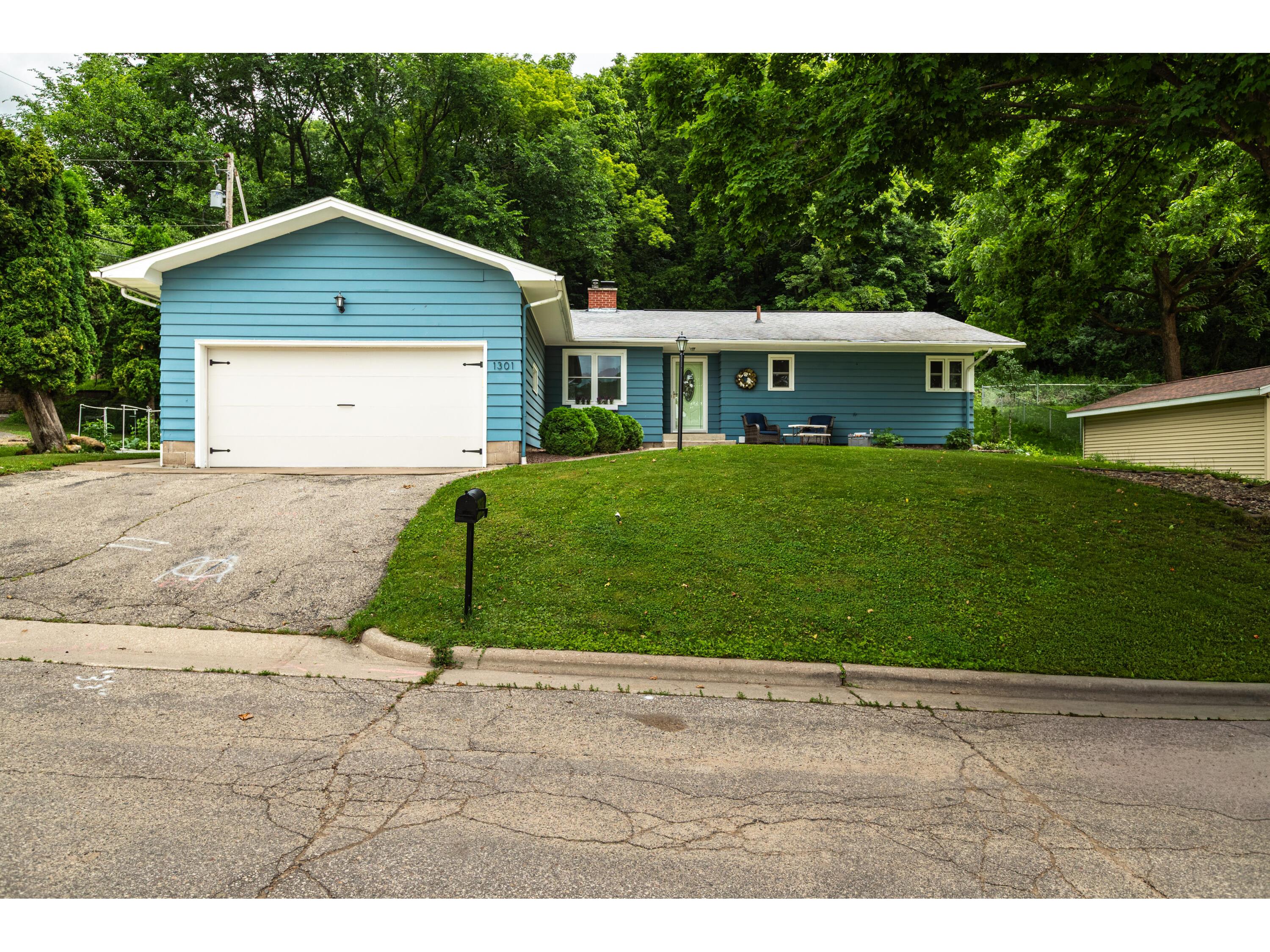 1301 31st La Crosse WI 54601 1966999 image1