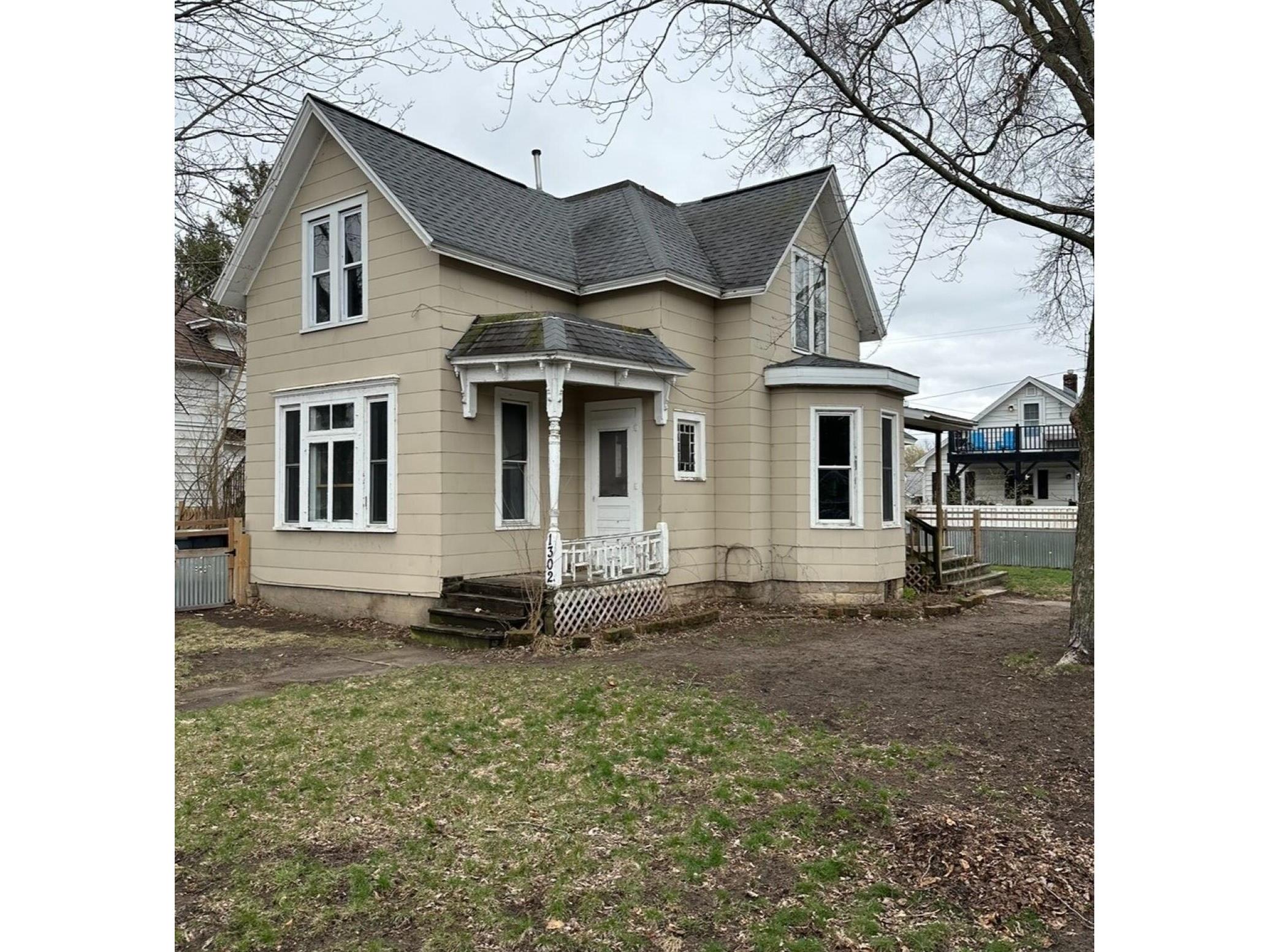 1302-1304 MIssissippi La Crosse WI 54601 1870428 image1