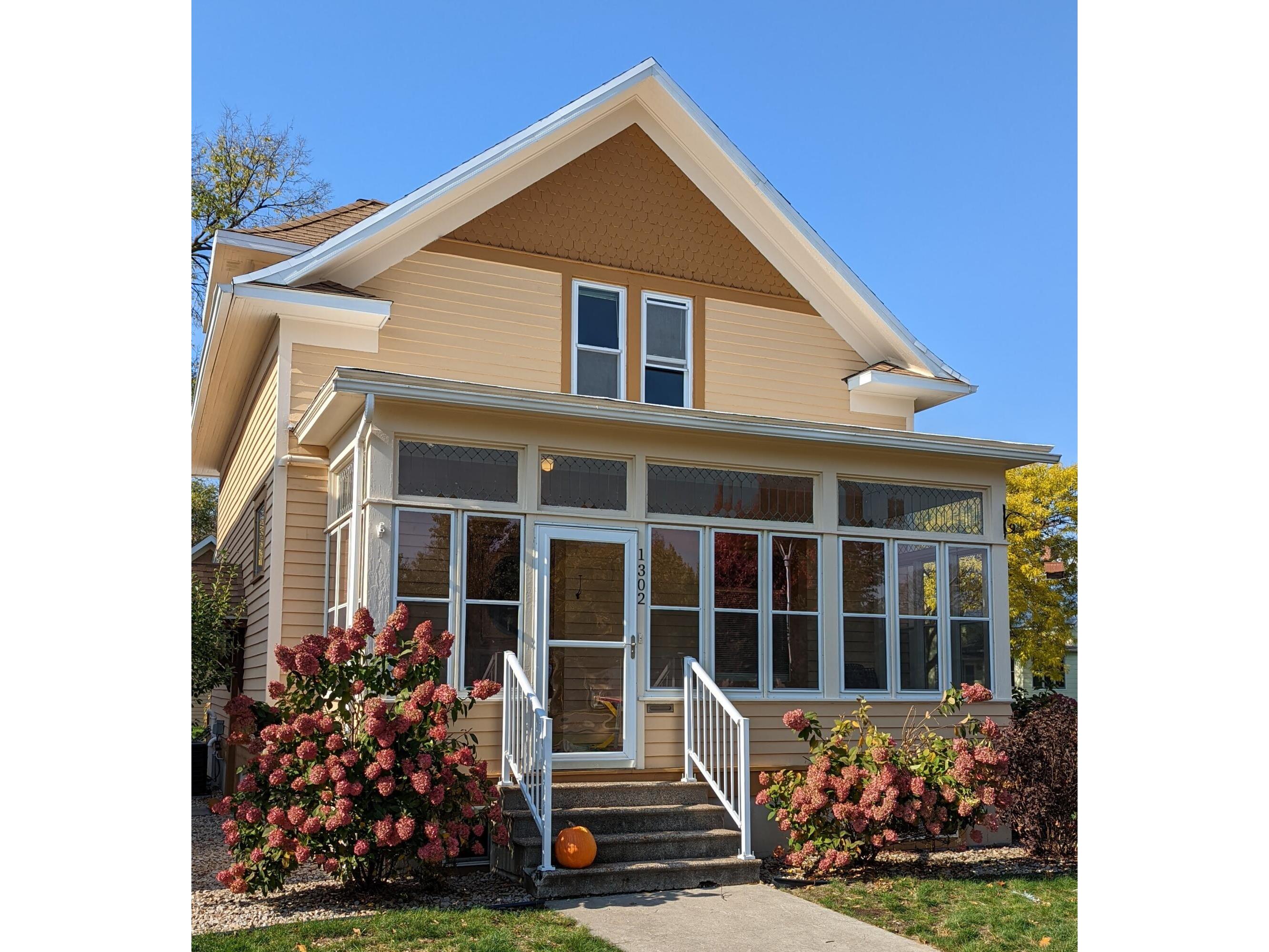 1302 5th La Crosse WI 54601 1863023 image1