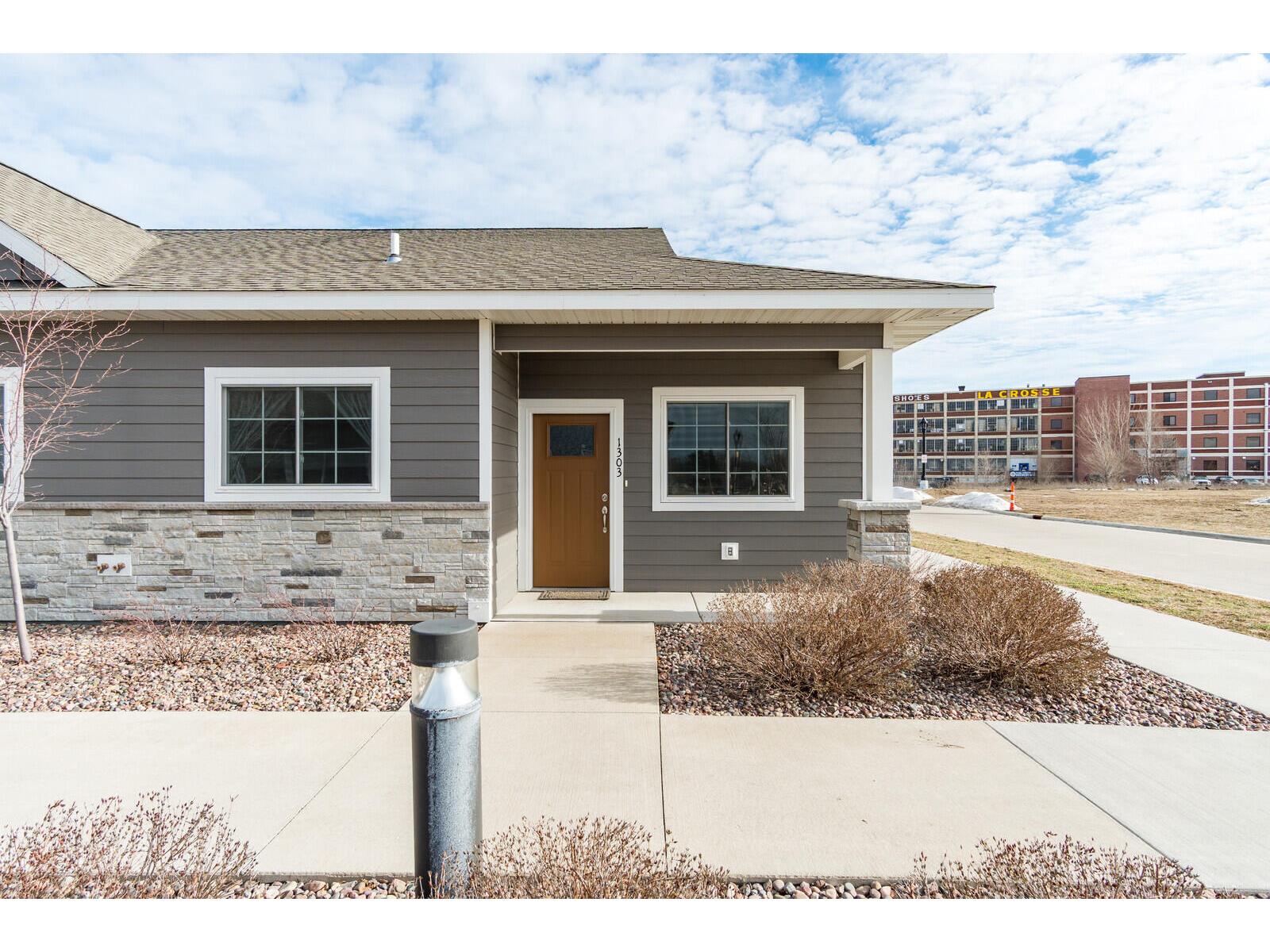1303 Hagar La Crosse WI 54603 1947667 image2