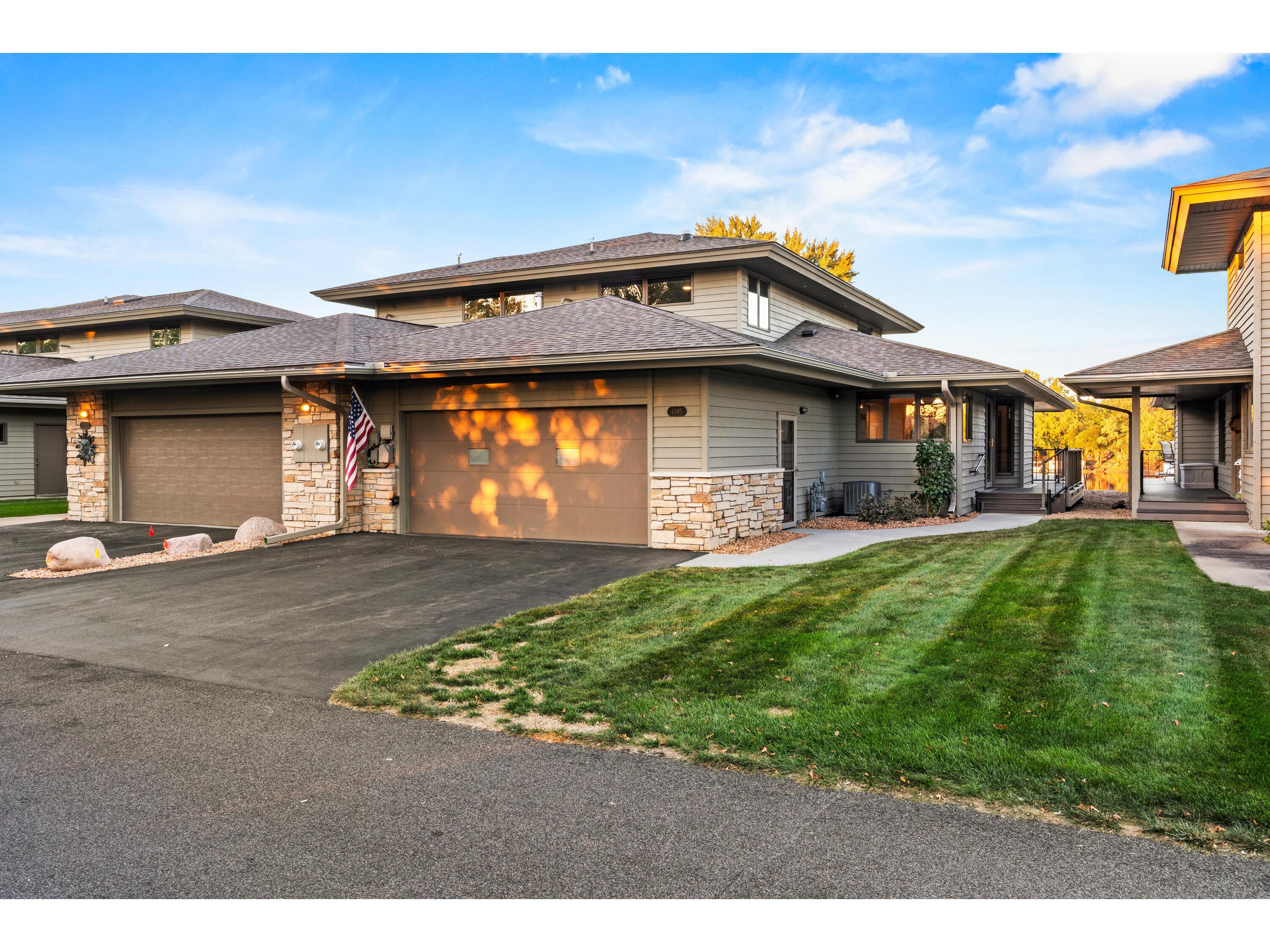 1305 Moorings La Crosse WI 54603 1895596 image1