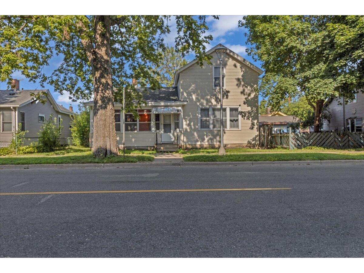 1306 7TH La Crosse WI 54601 1973099 image1