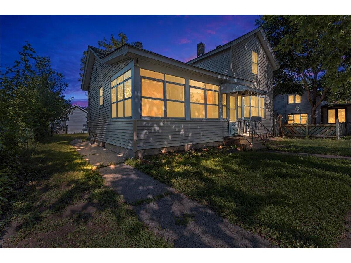 1306 7TH La Crosse WI 54601 1973099 image34