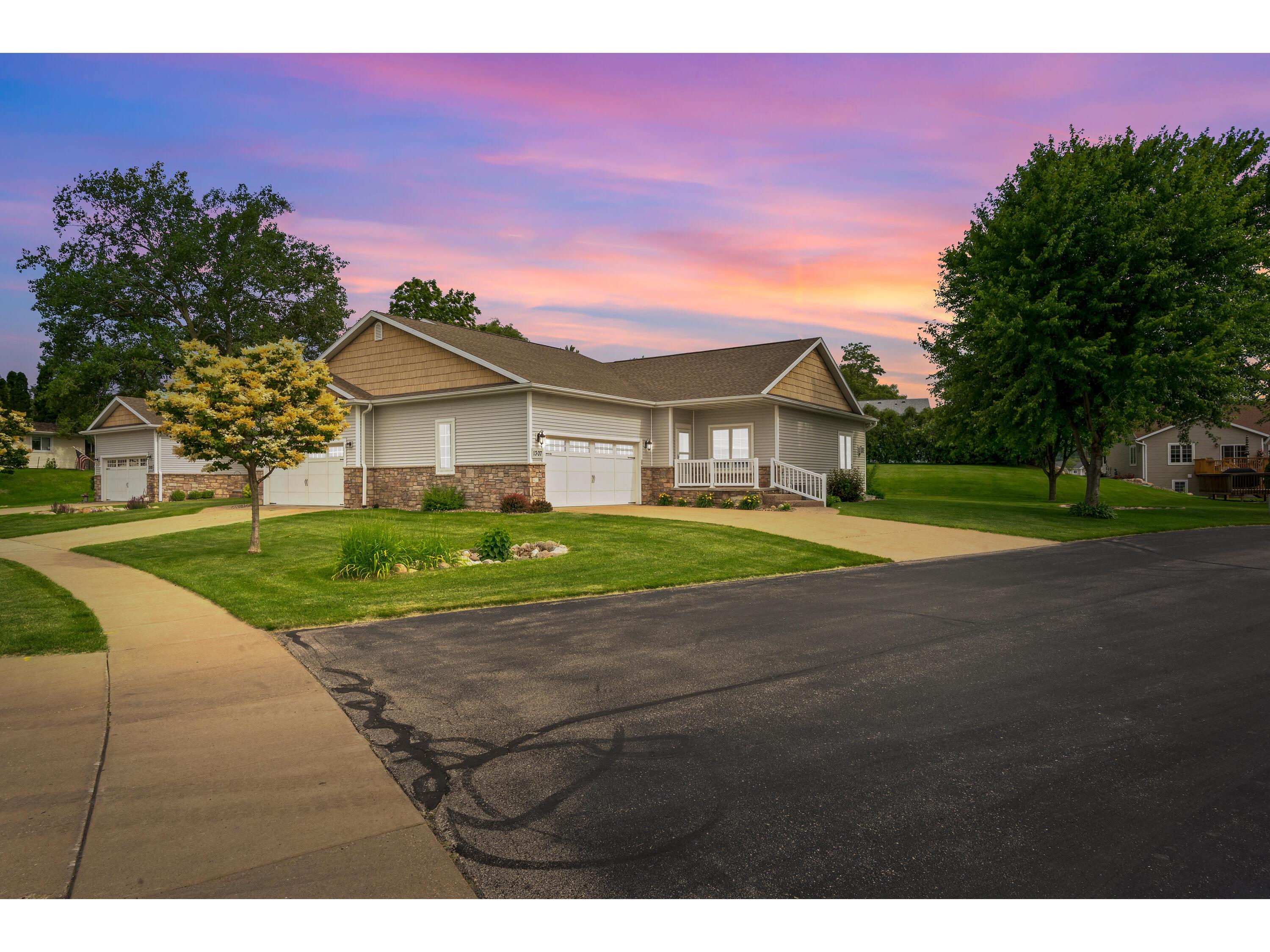 1307 Rosewood Onalaska WI 54650 1879474 image1