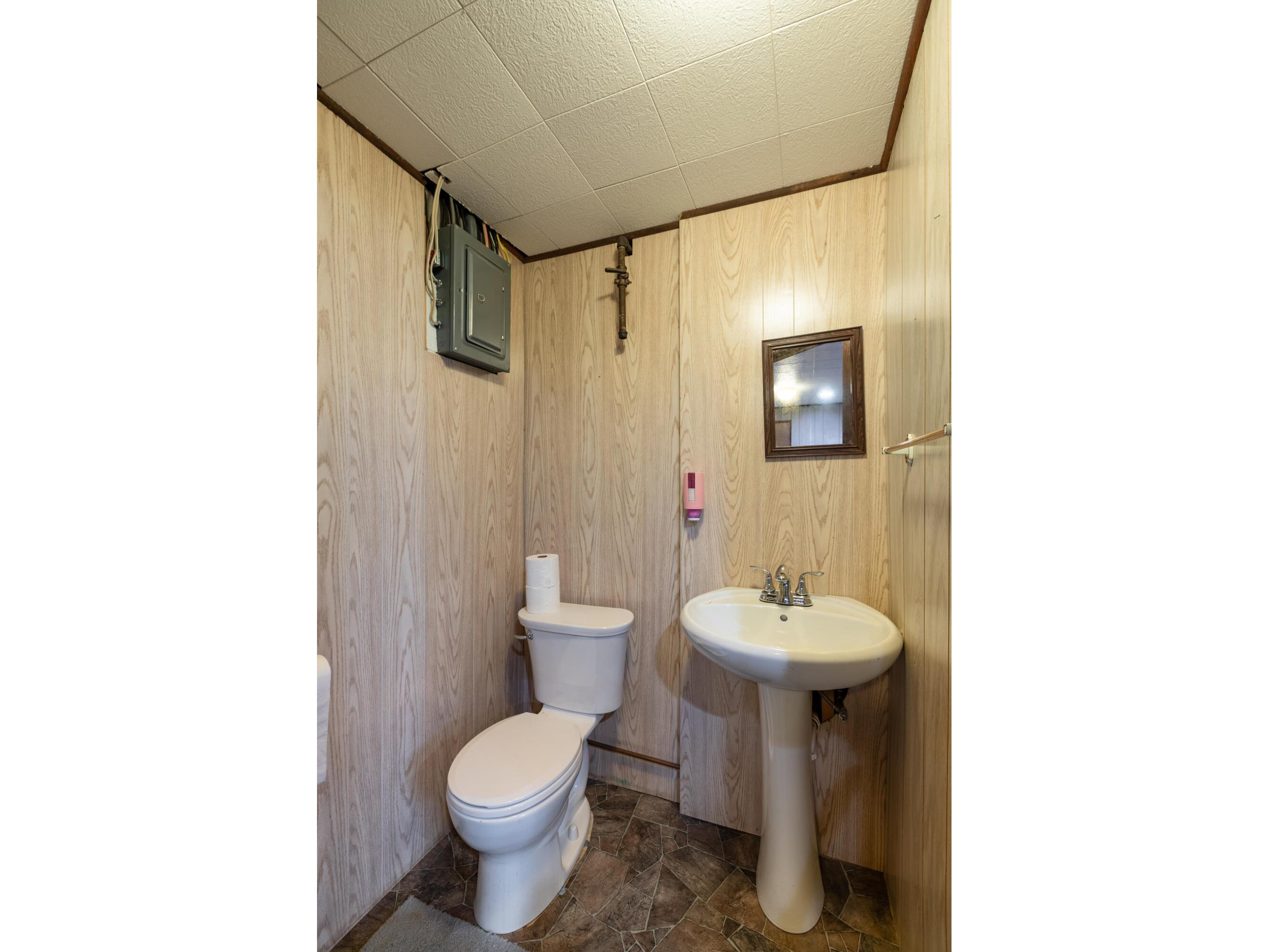 1310 Butts Tomah WI 54660 1940589 image20