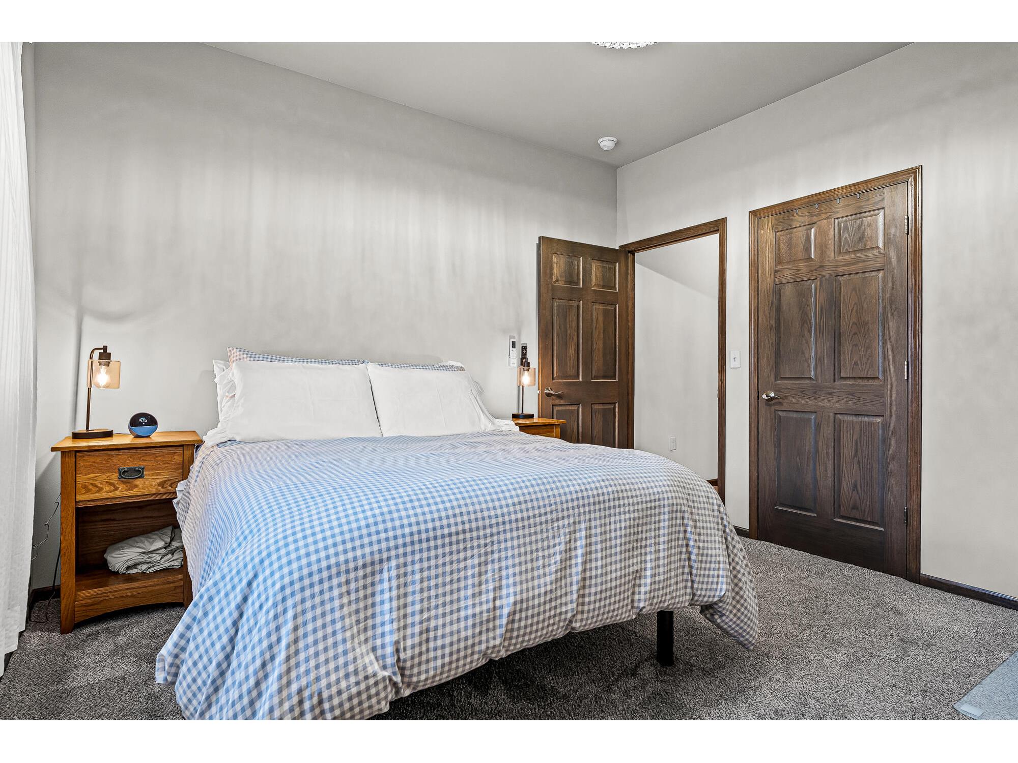 1311 Hagar La Crosse WI 54603 1960553 image11