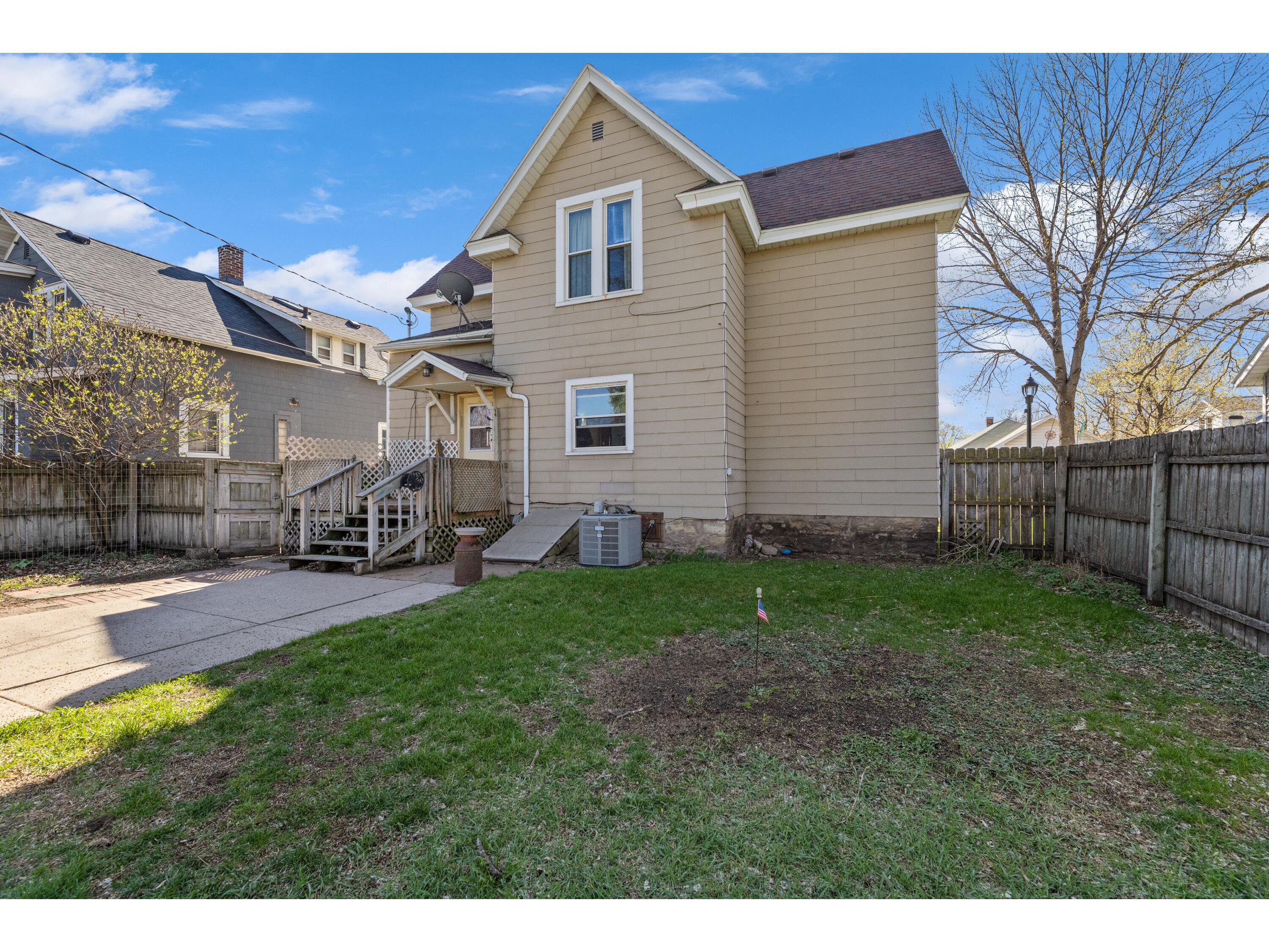 1312 George La Crosse WI 54603 1958437 image16