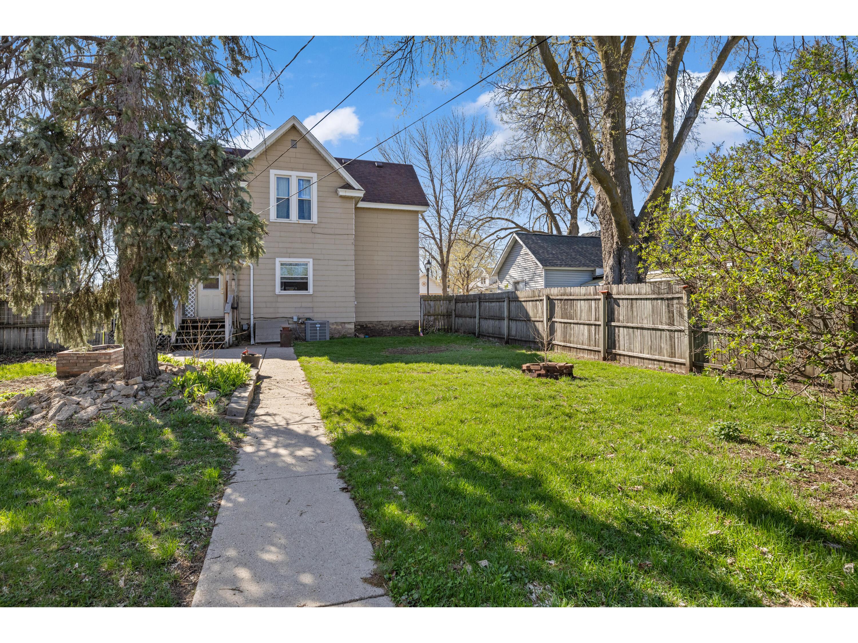 1312 George La Crosse WI 54603 1958437 image18