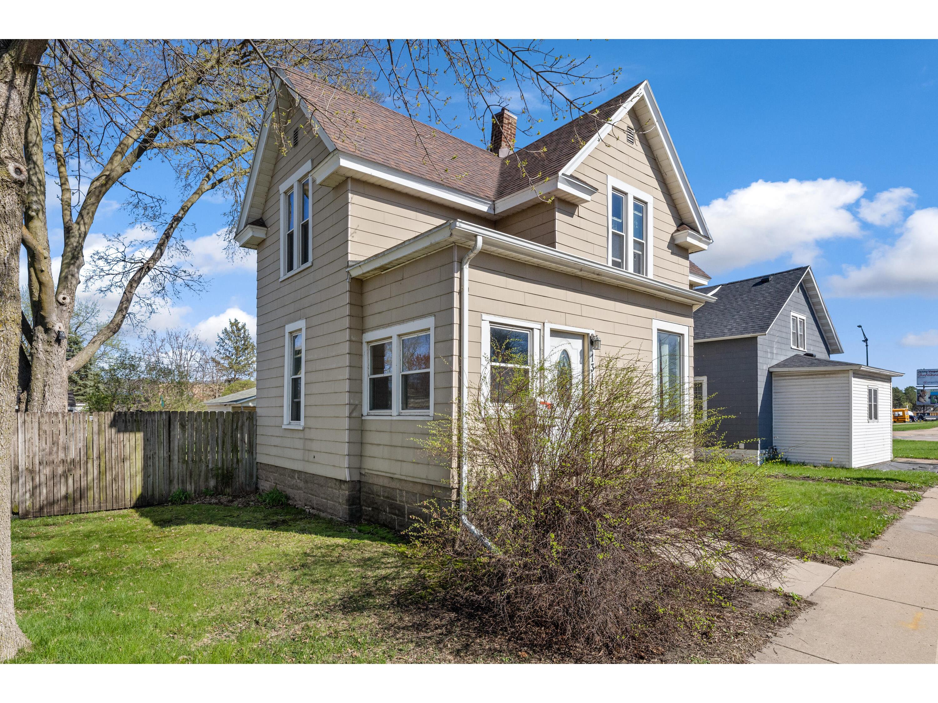 1312 George La Crosse WI 54603 1958437 image20