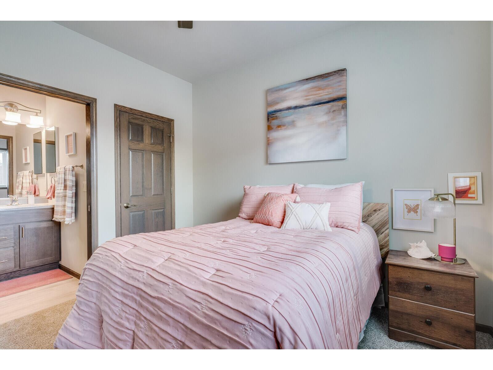 1321 Hagar La Crosse WI 54603 1947088 image20