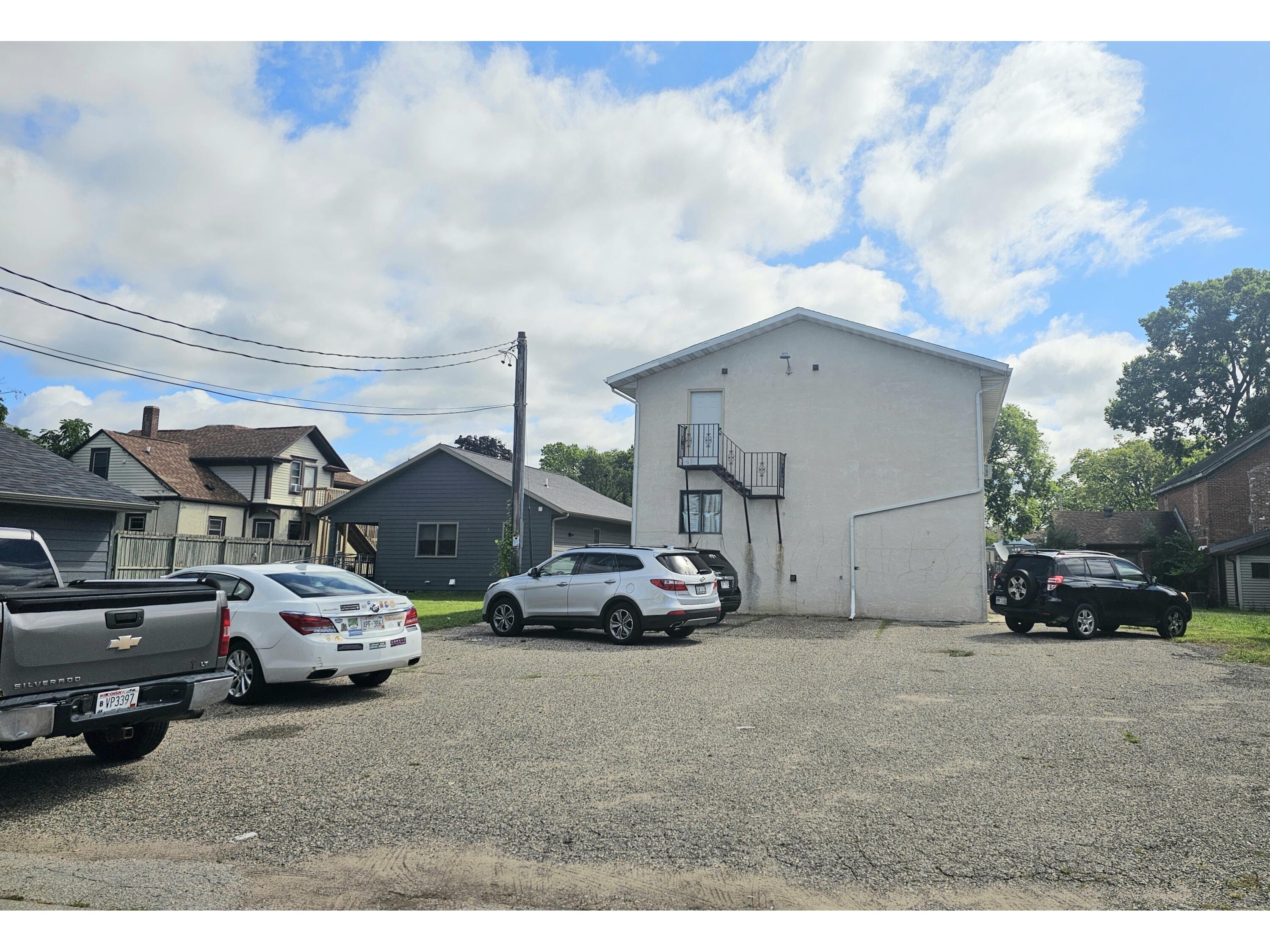 1322 5th La Crosse WI 54601 1932781 image5