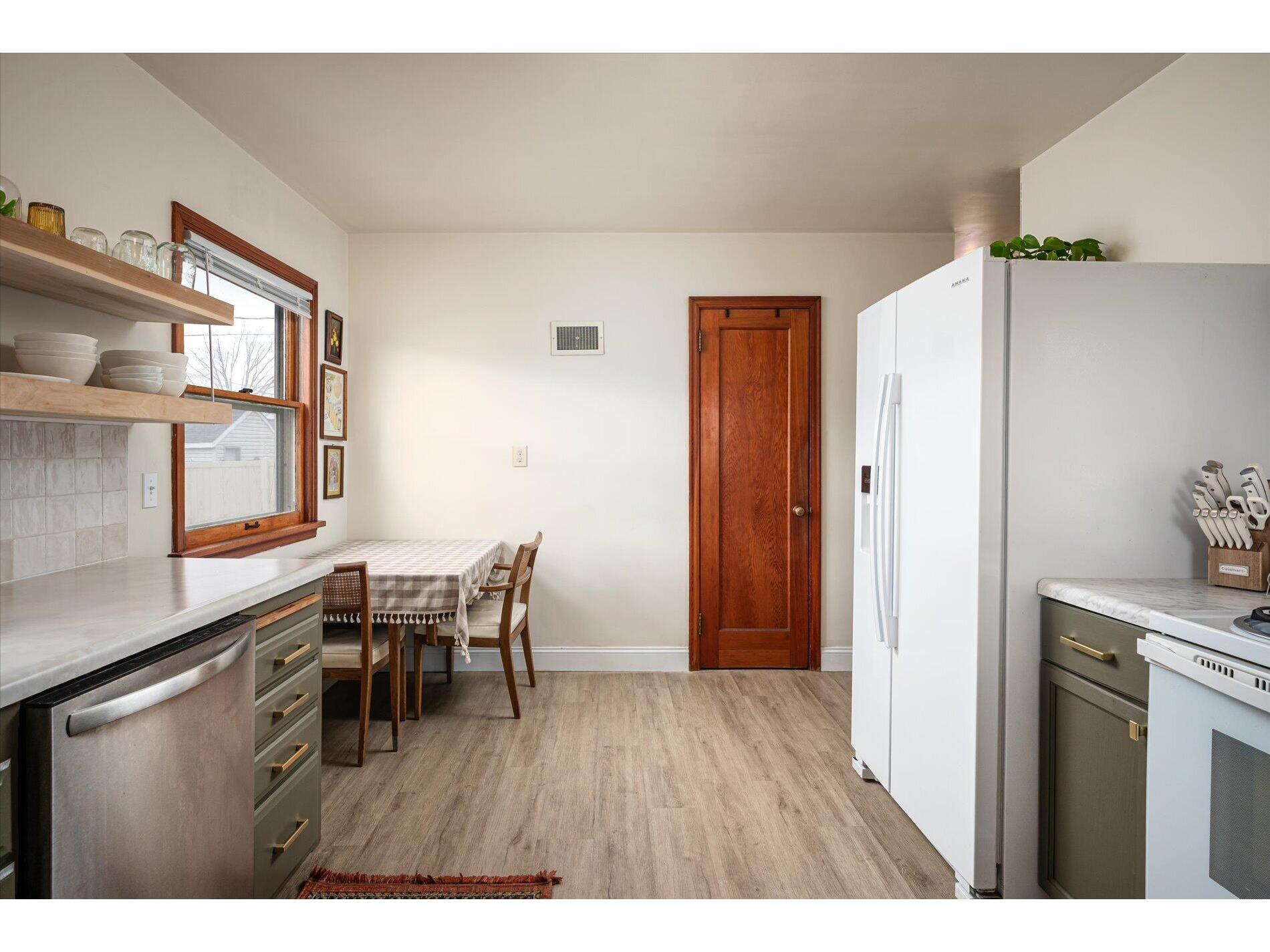 1324 Hyde La Crosse WI 54601 1956793 image3