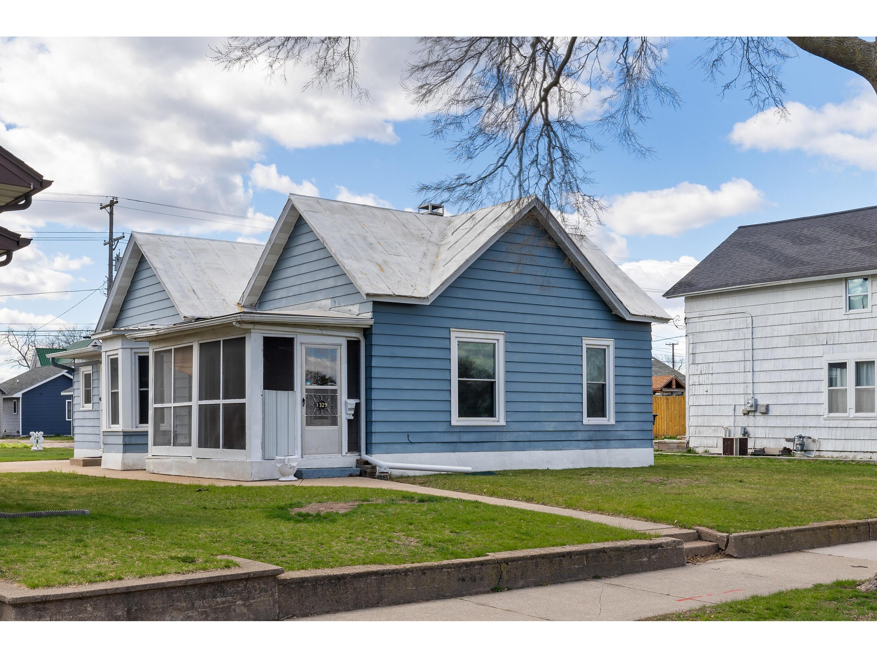 1329 Avon La Crosse WI 54603 1871192 image1