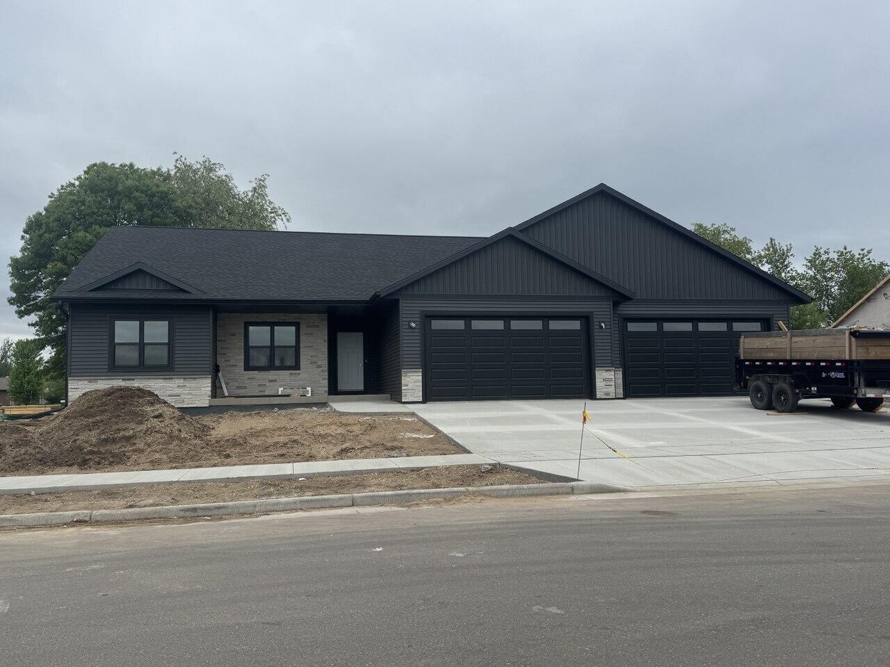 1338 Academy Holmen WI 54636 1947719 image1