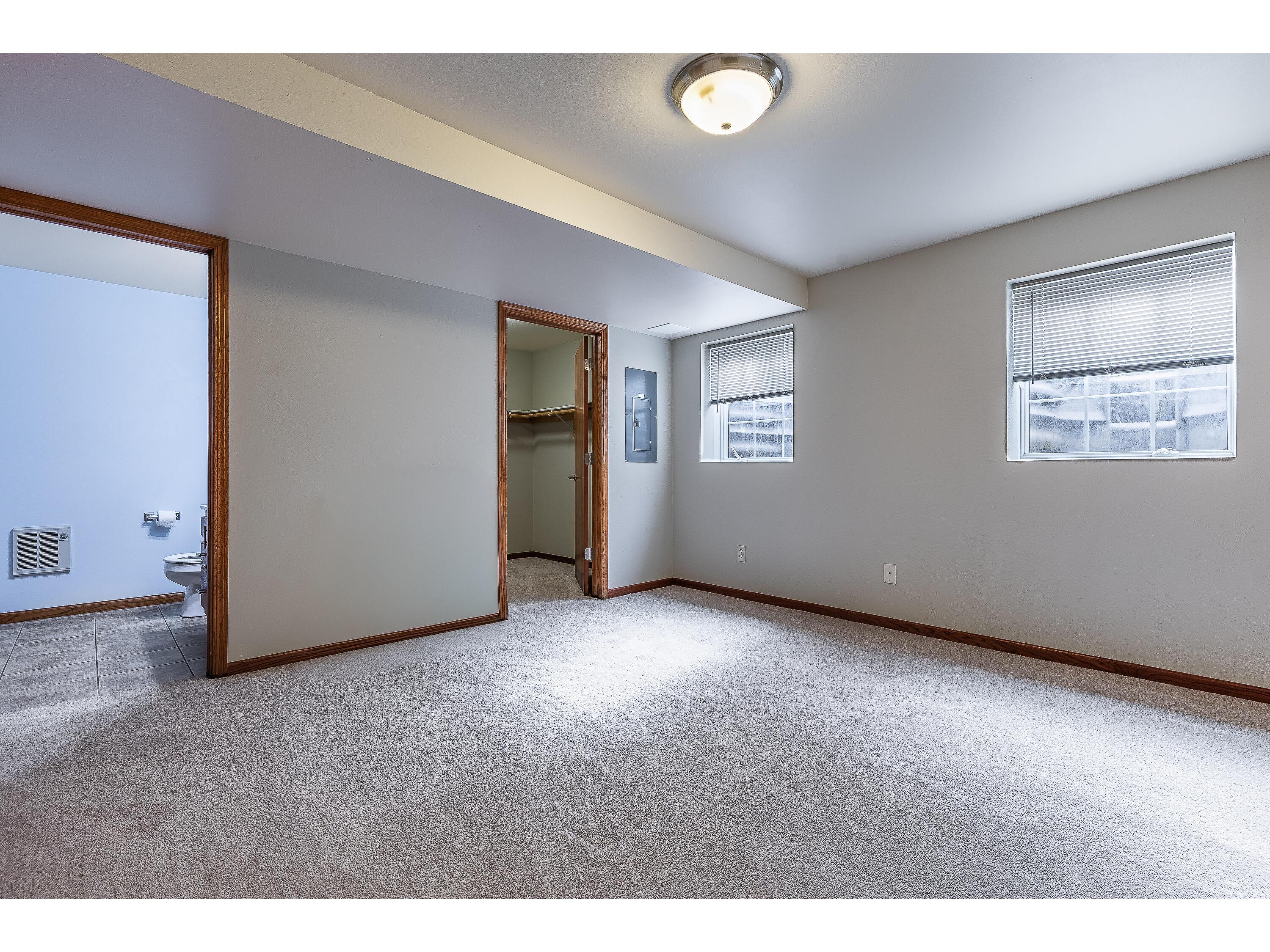 1338 Rosewood Onalaska WI 54650 1961813 image18