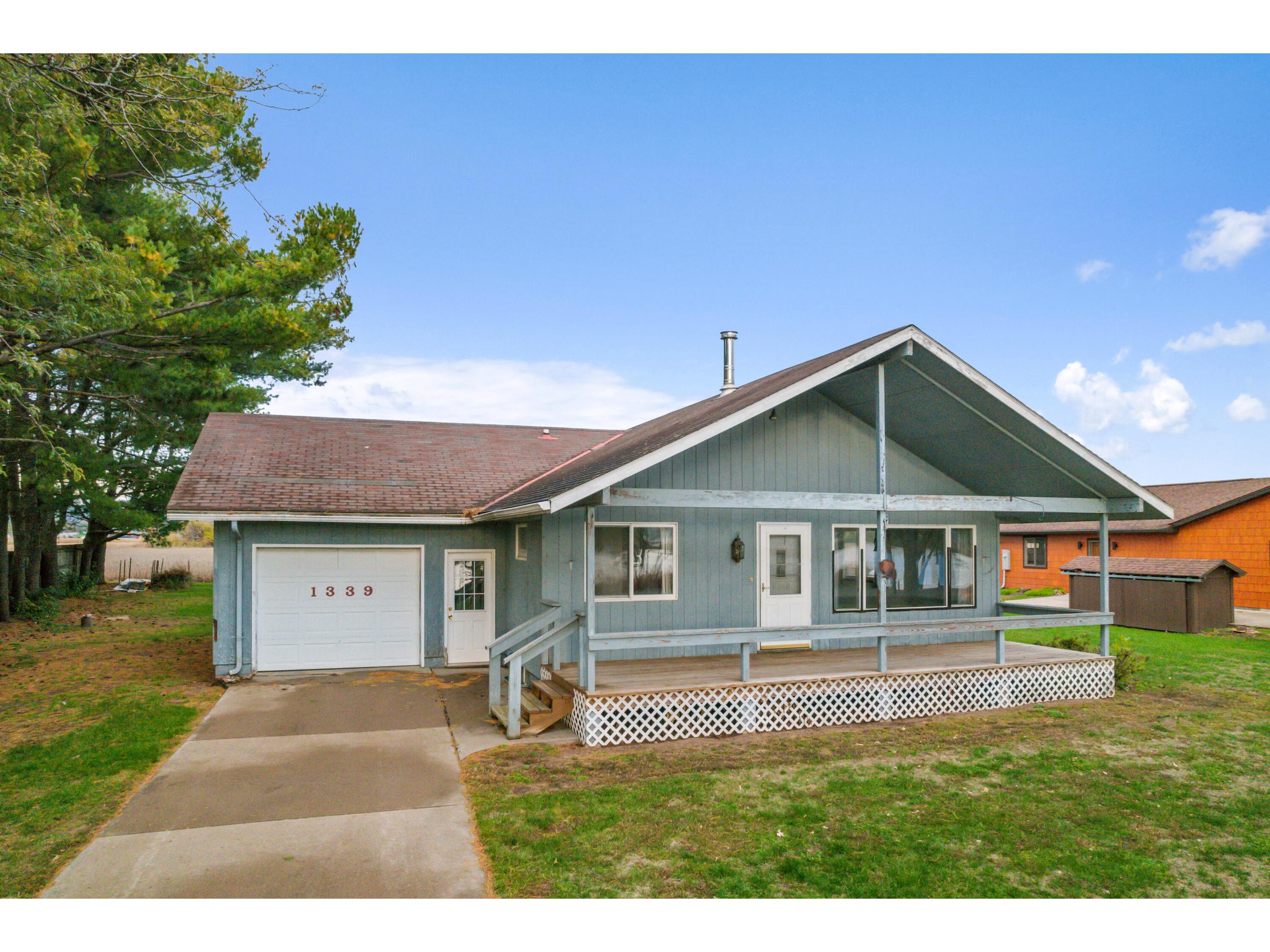 1339 S River Buffalo City WI 54622 1855019 image1