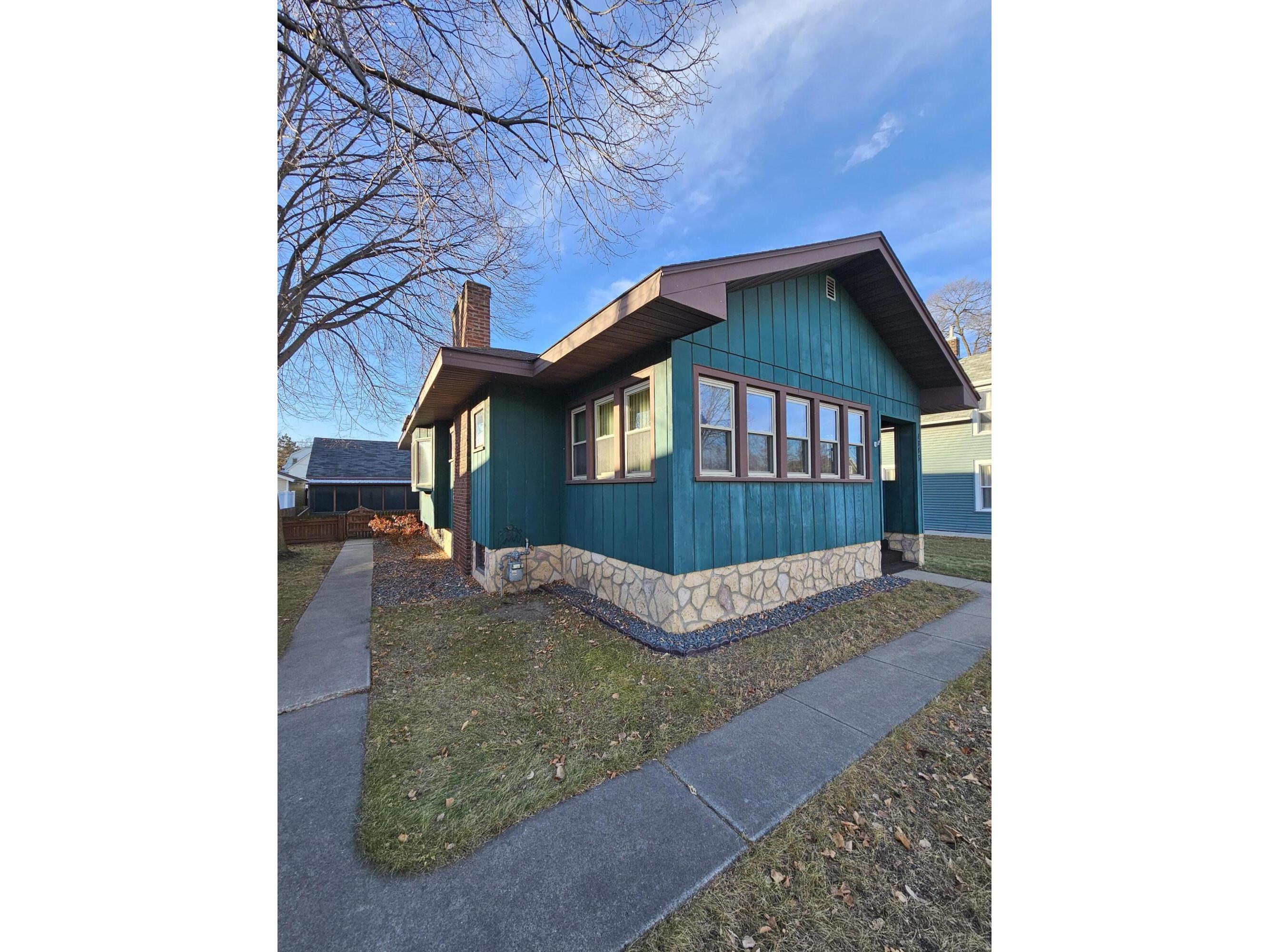 1345 George La Crosse WI 54603 1859870 image1