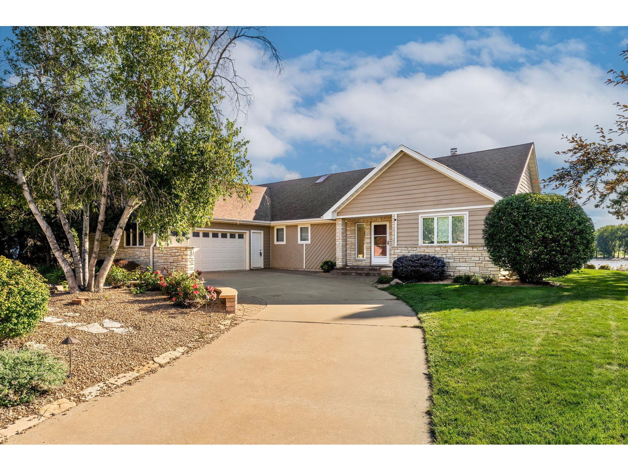 1352 Nakomis La Crosse WI 54603 1932776 image1