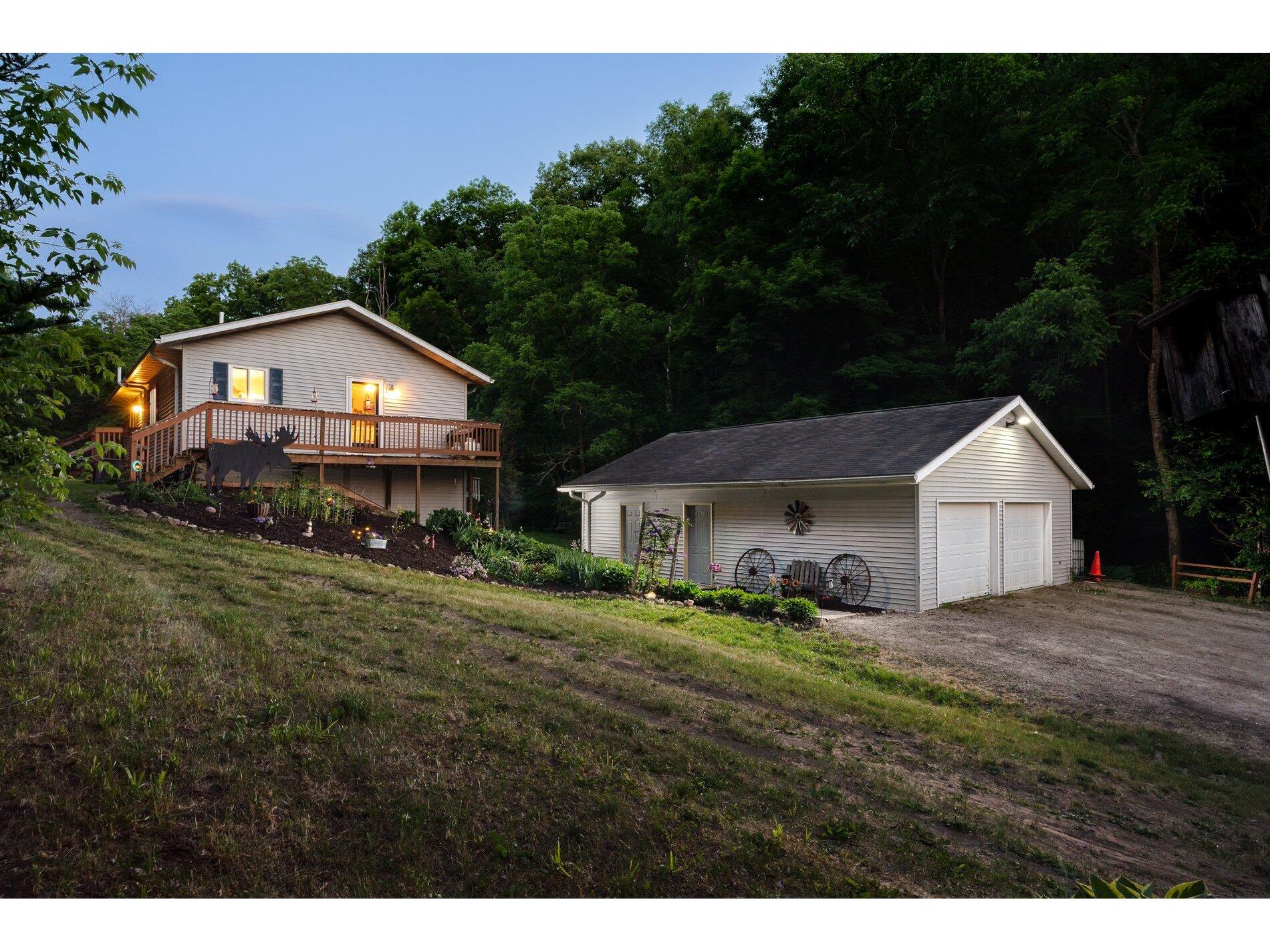 13581 Taylor Hollow Richwood WI 53518 1837965 image1