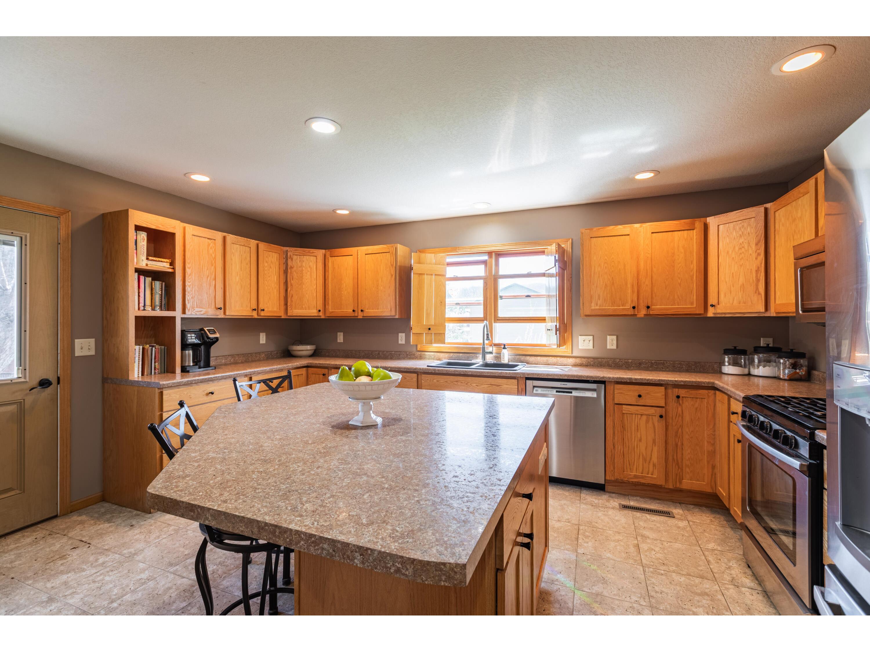 1367 County 25 La Crescent MN 55947 1958189 image8