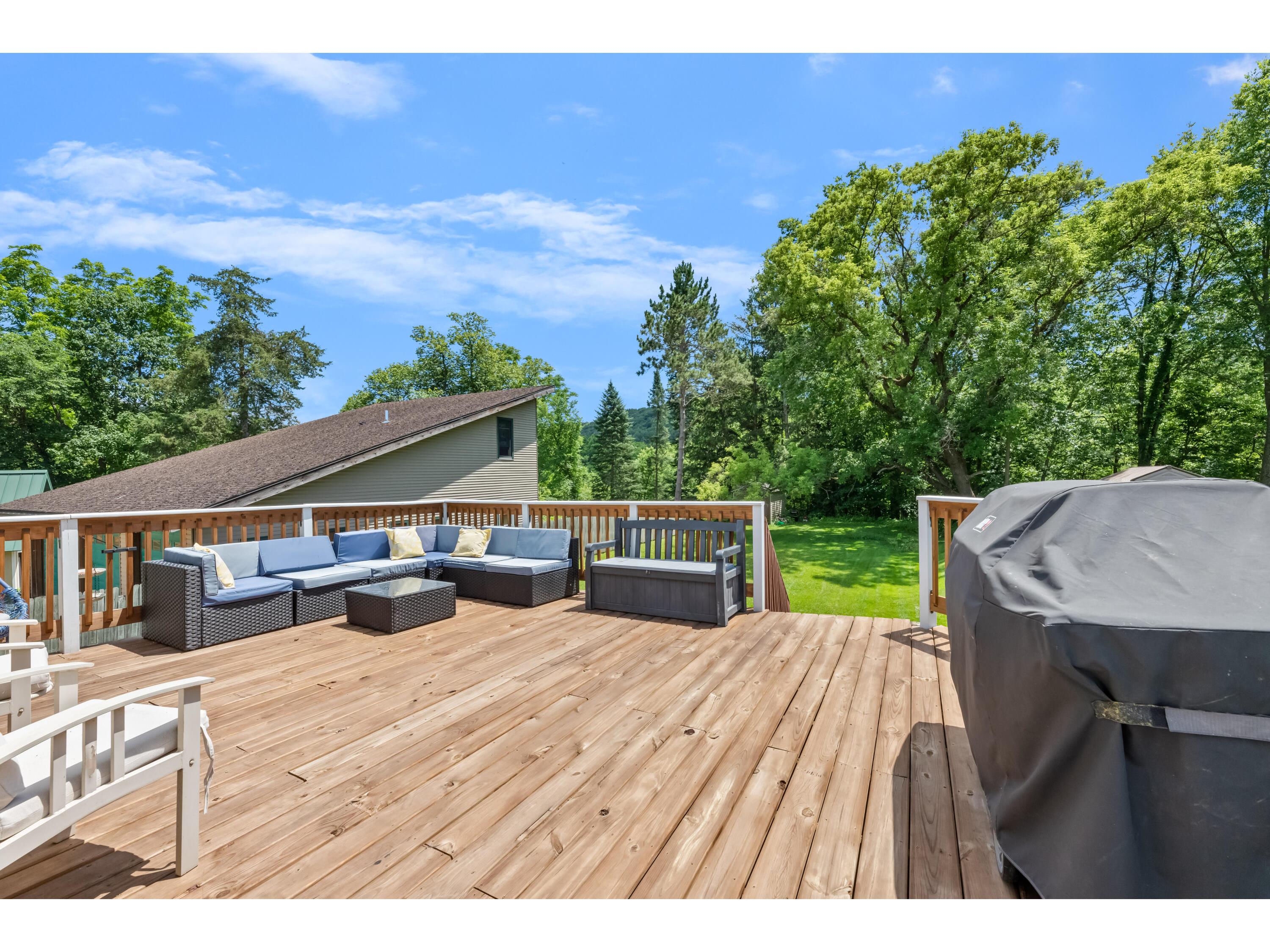137 Main Hokah MN 55941 1969192 image25