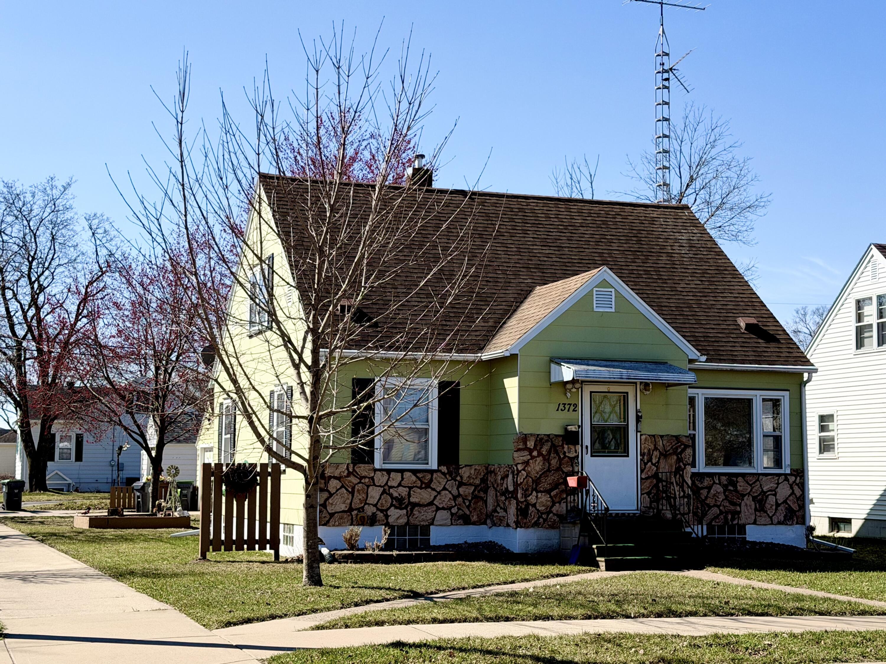 1372 Hyde La Crosse WI 54601 1956648 image1