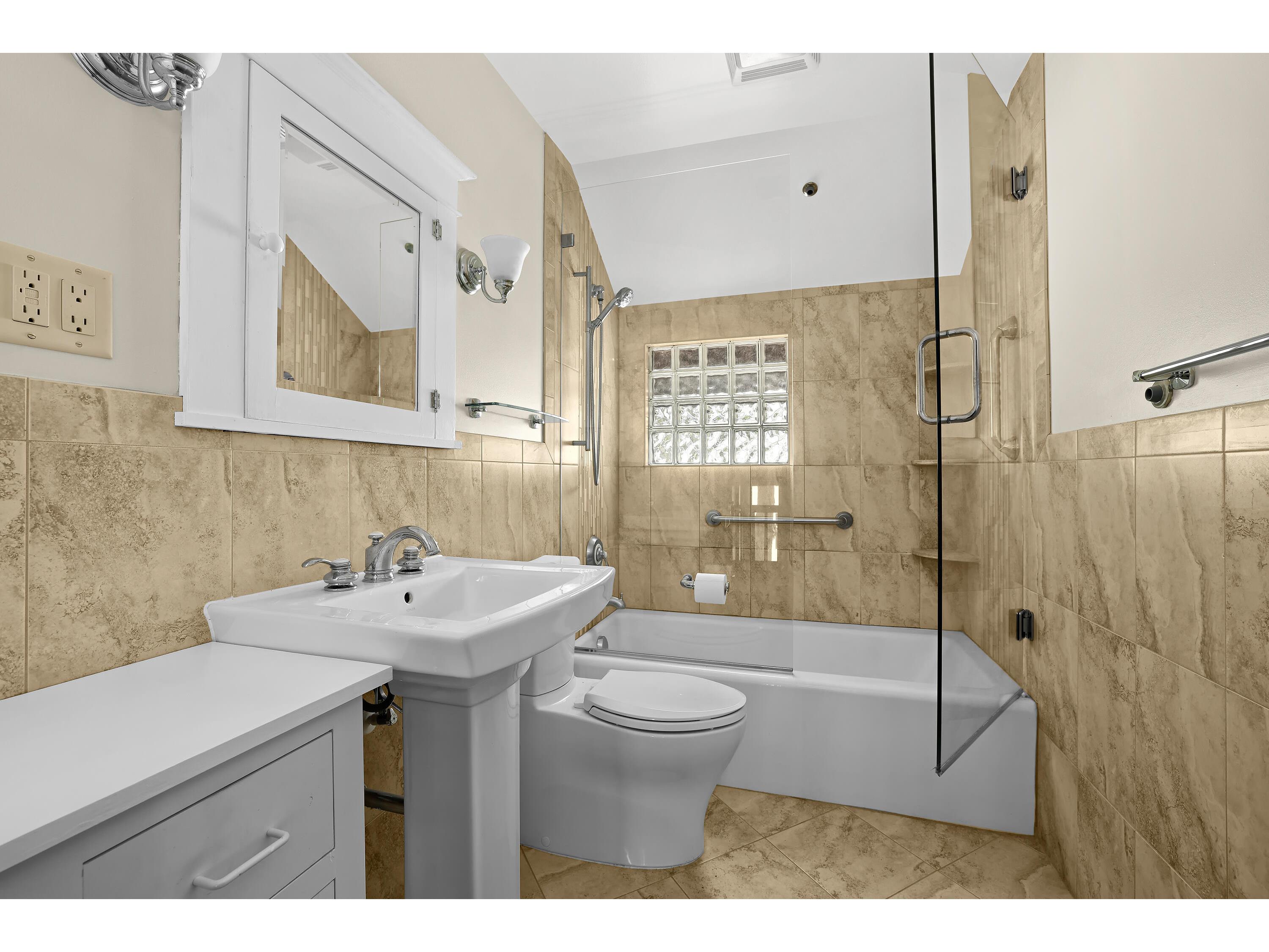 138 17th La Crosse WI 54601 1963457 image30