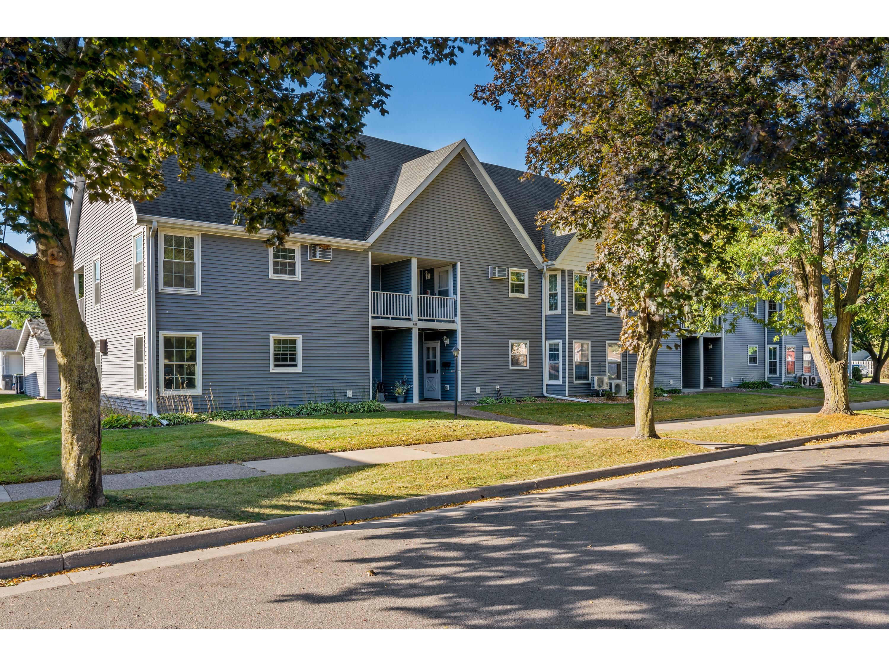 1400 Redfield #7 La Crosse WI 54601 1894580 image1