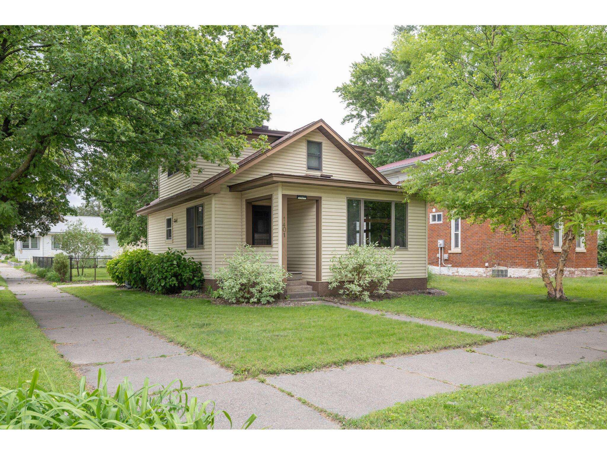 1401 20th La Crosse WI 54601 1878617 image1