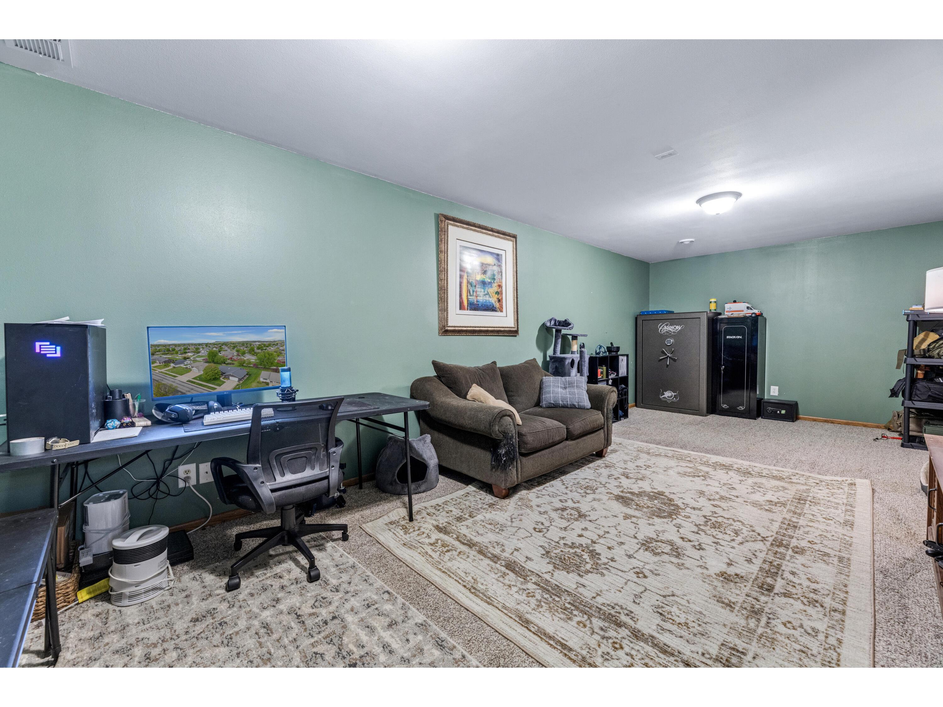 1401 Cherry Holmen WI 54636 1961901 image21
