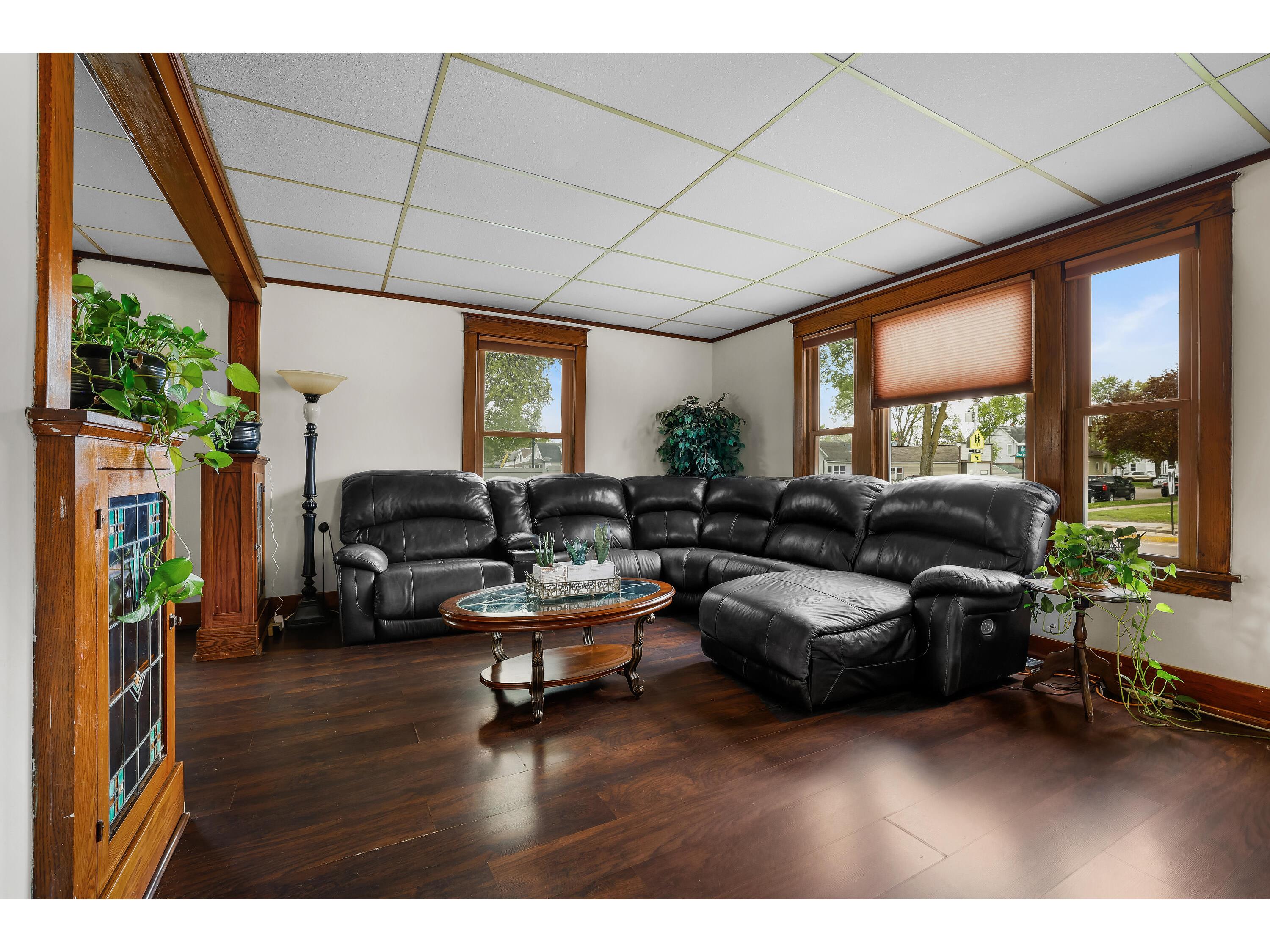 1402 George La Crosse WI 54603 1960810 image6