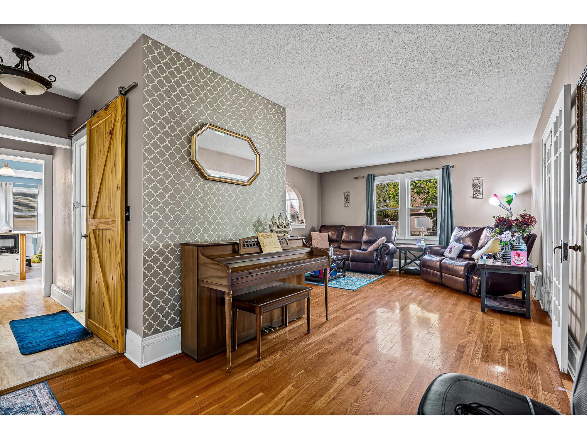 1404 Adams La Crosse WI 54601 1961503 image10