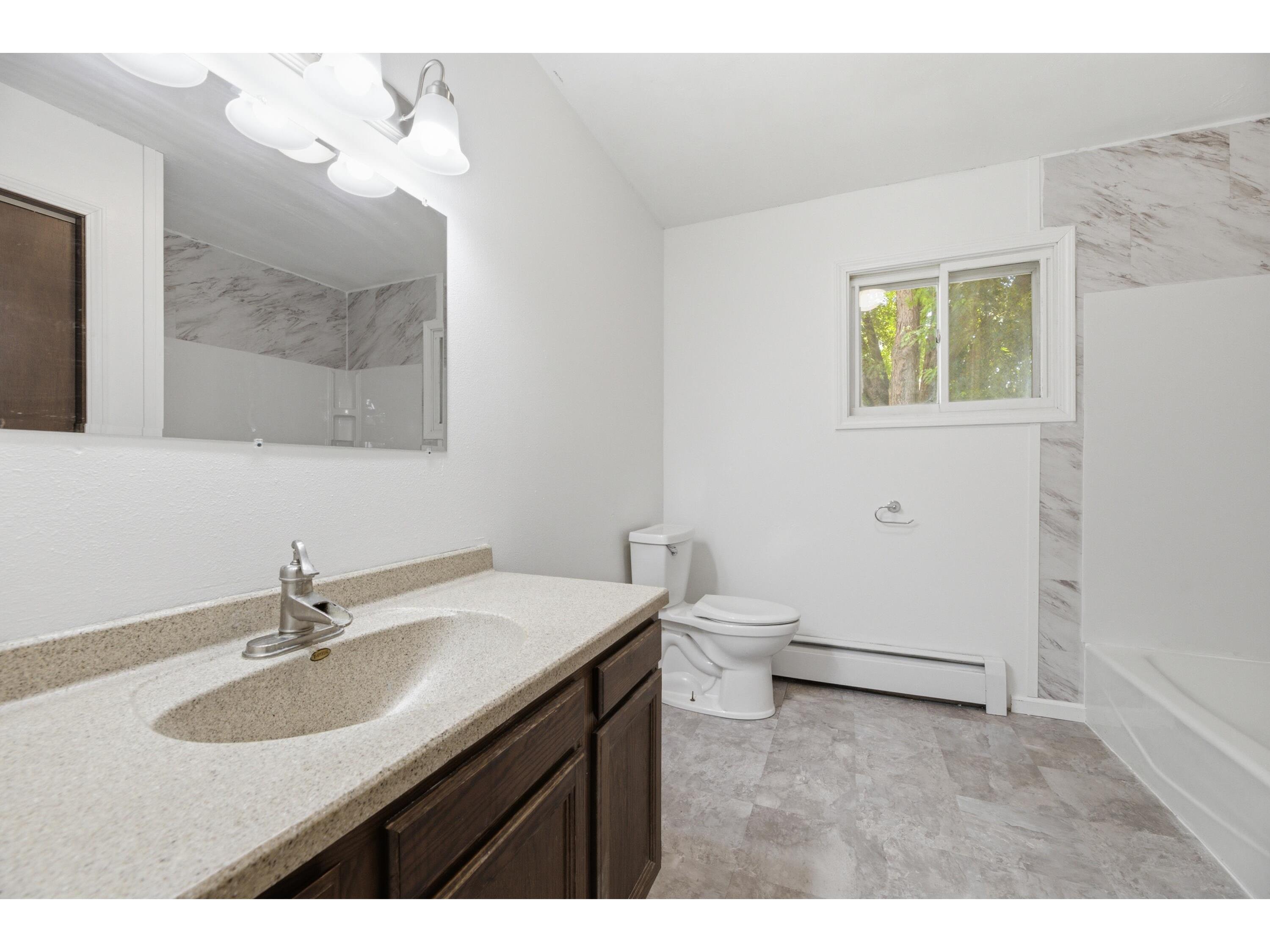 1405 Labus Bangor WI 54614 1968982 image12